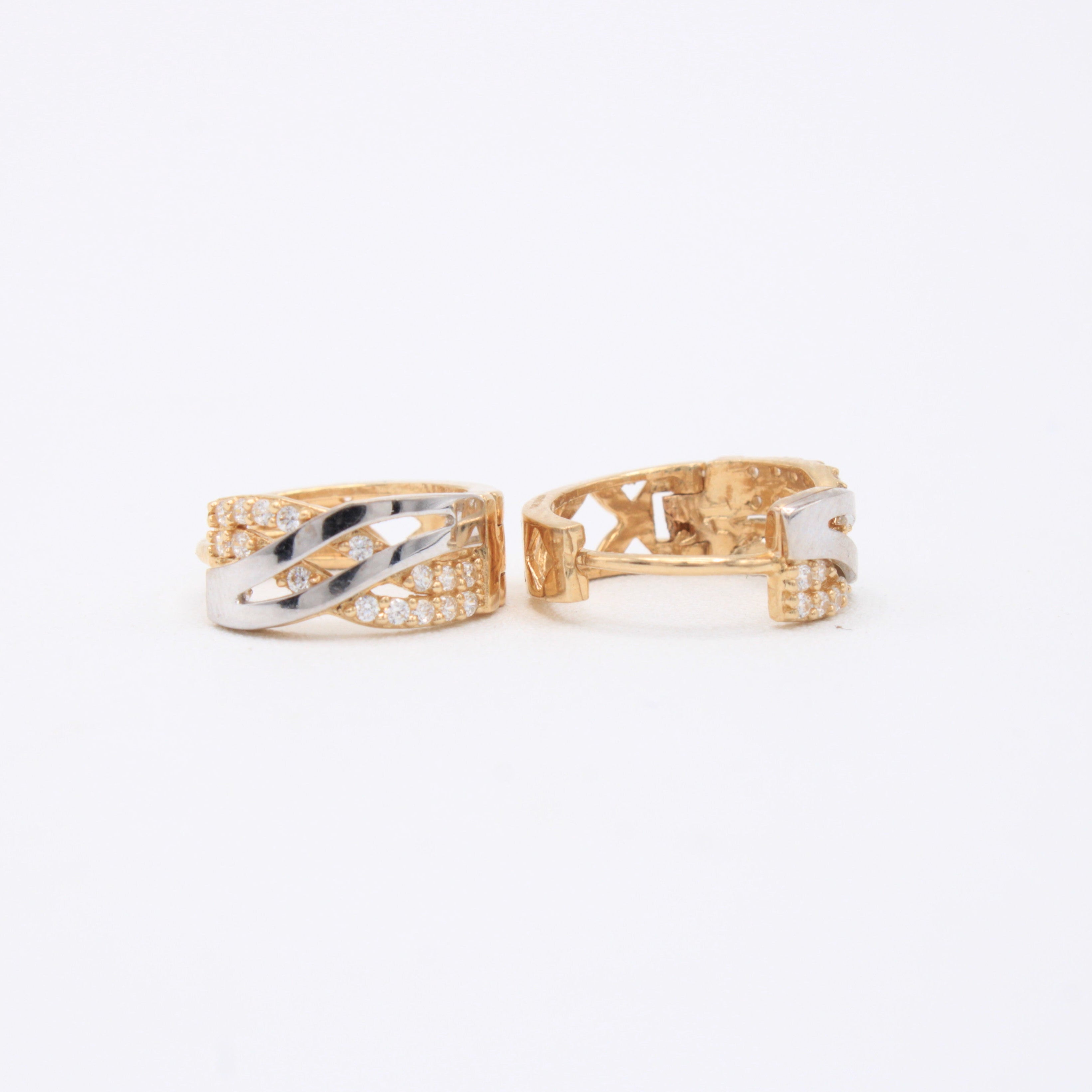 Grapa de Oro 14k Cruzada con Oro Blanco e Incrustación de Zirconias mod. 11009