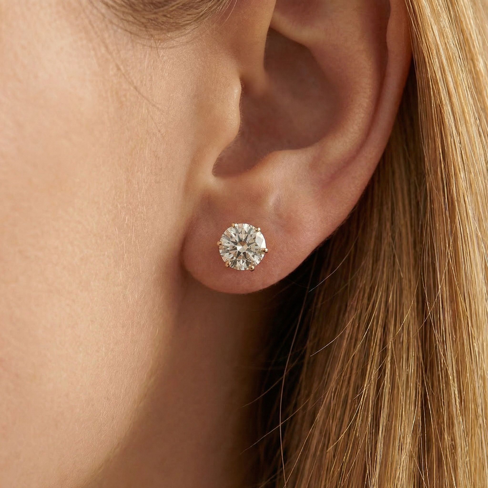Broquel de Oro 14k con Zirconia Blink de Corte Brillante mod. 10724
