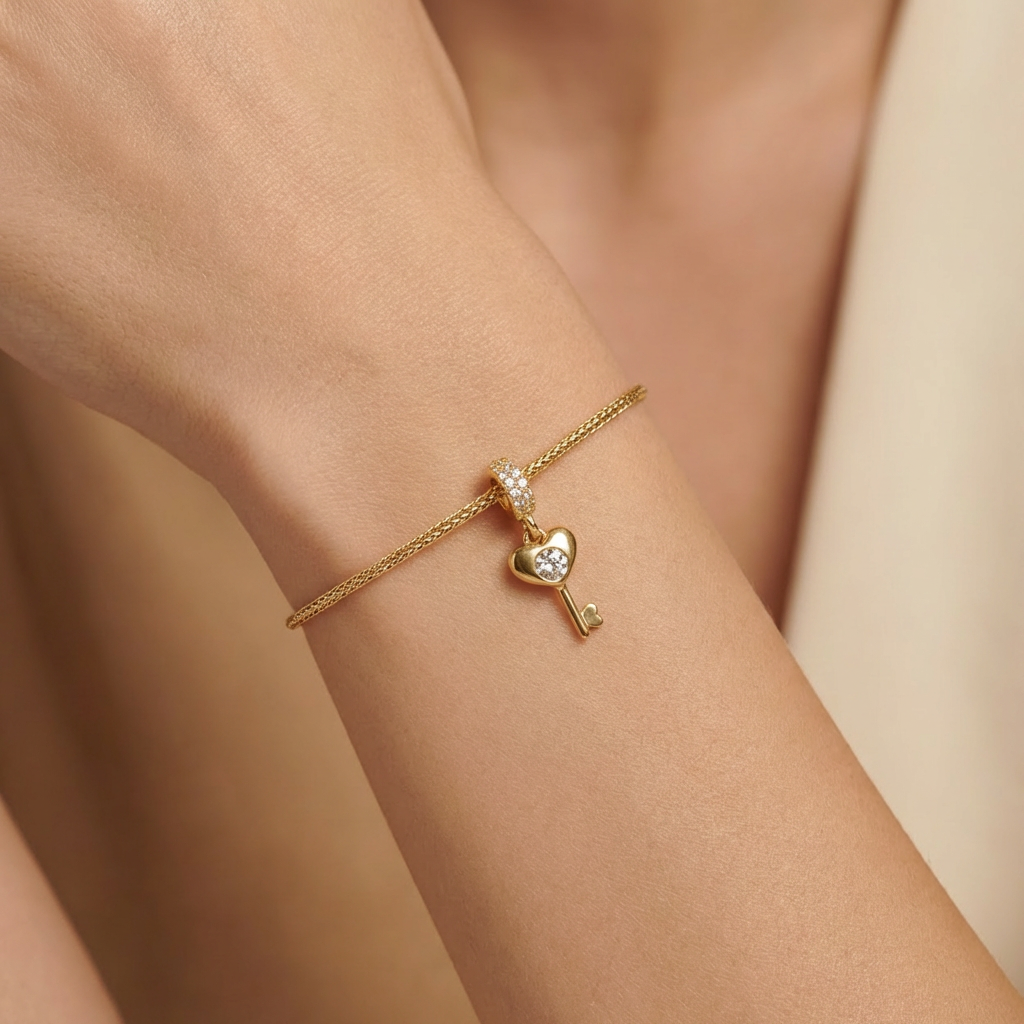 Charm de Oro 14k Llave de Corazón con Chispa de Zirconia mod. 10670
