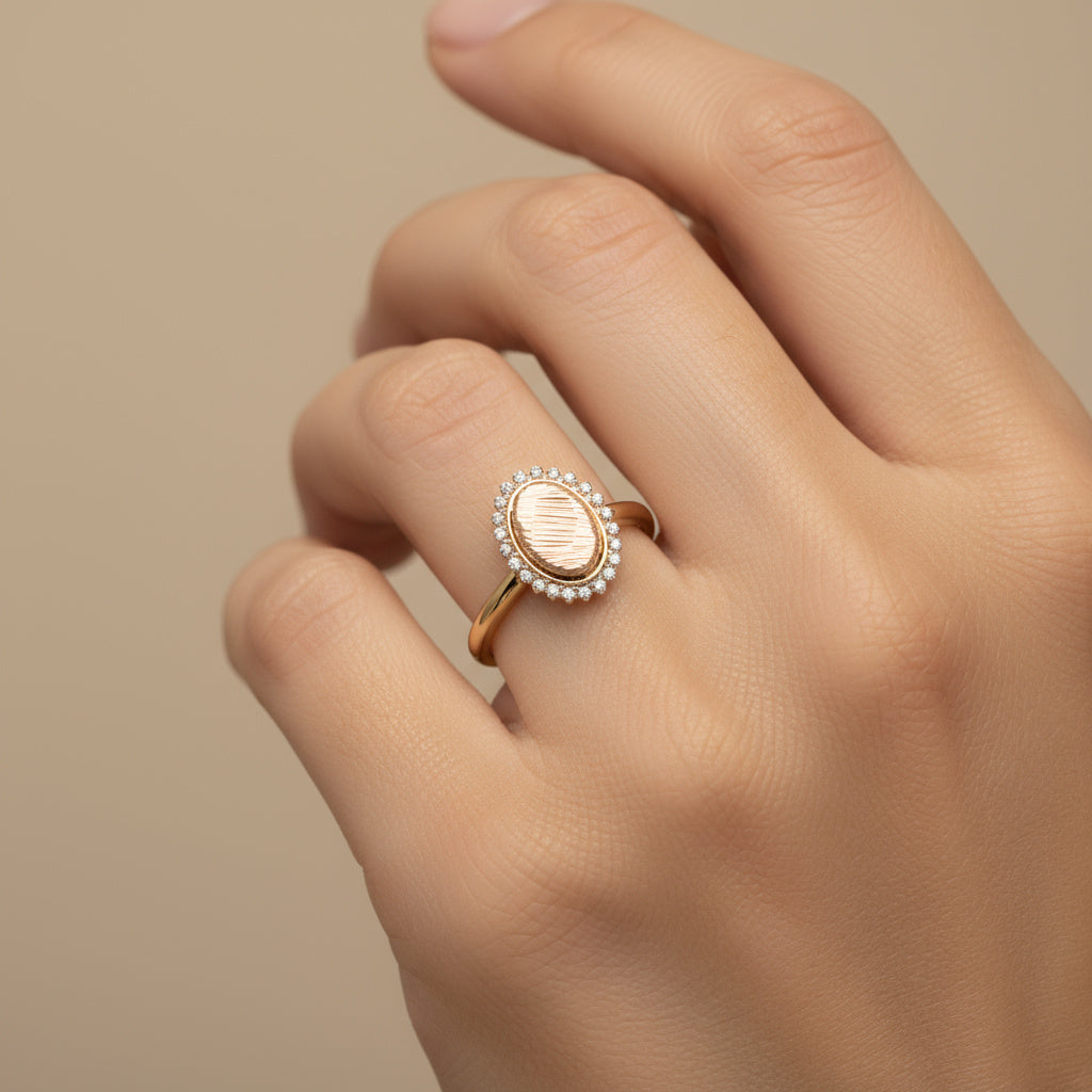 Anillo de Oro 14k Florentino con Placa Ovalada y Marco de Esferas mod. 9984