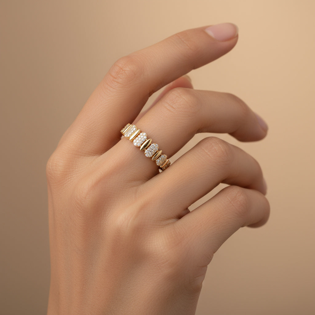 Anillo de Oro 14k Diseño de Óvalos Intercalados con Zirconias Finas mod. 9952