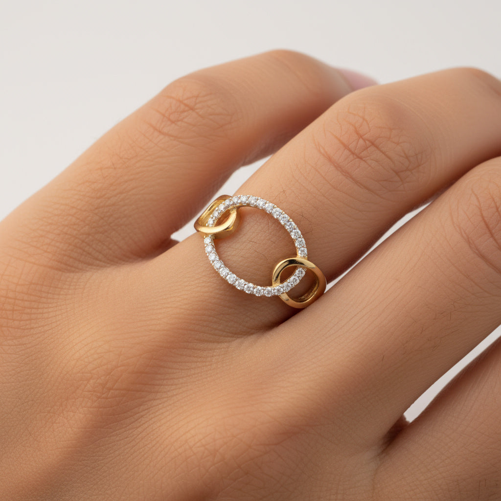 Anillo de Oro 14k Diseño Especial Triple Aro con Incrustado de Zirconias mod. 9967