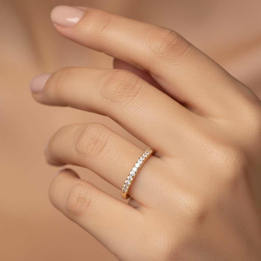 Anillo de Oro 14k con Incrustado de Zirconias Brillantes mod. 9965