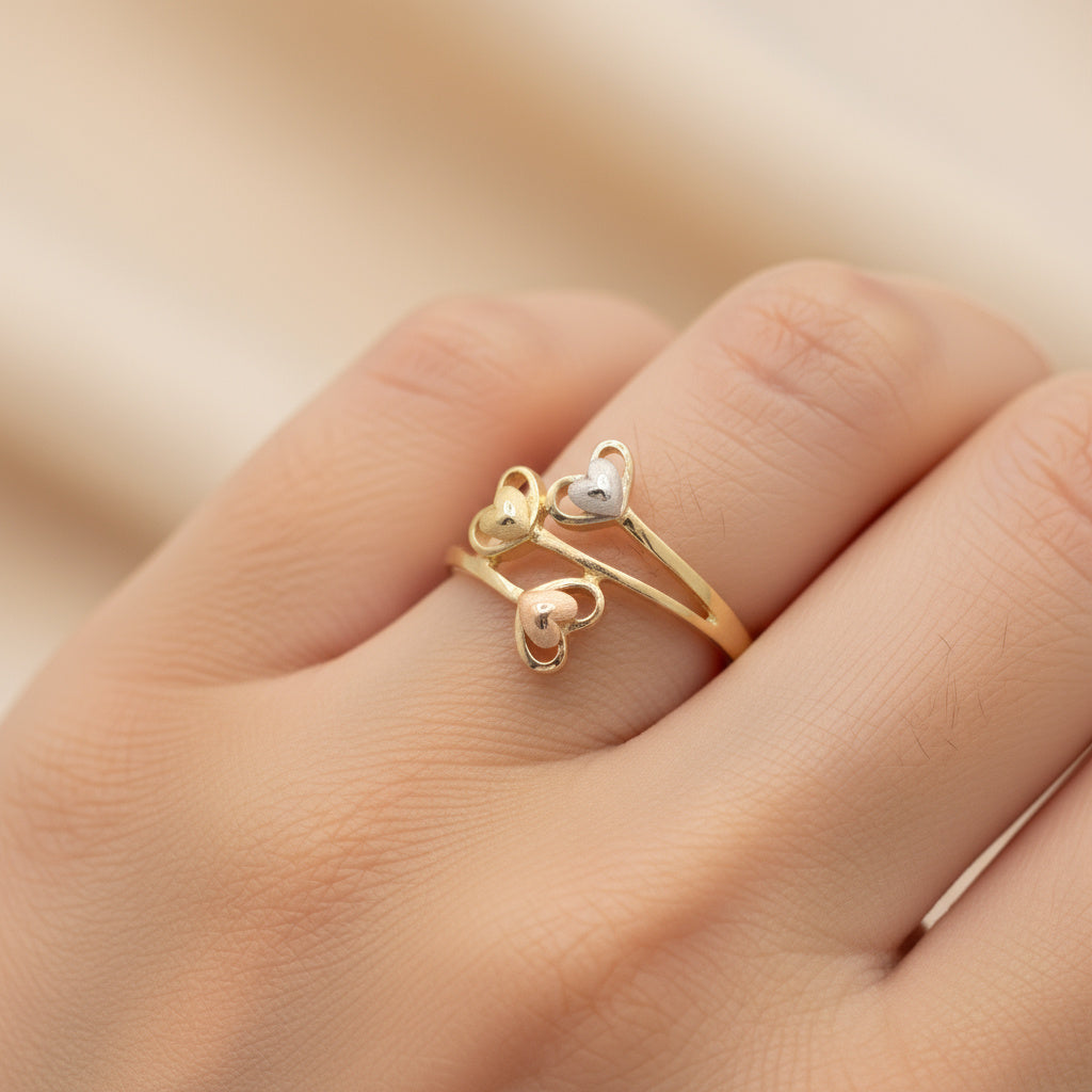Anillo de Oro 14k Florentino con Diseño de Triple Corazón mod. 9978