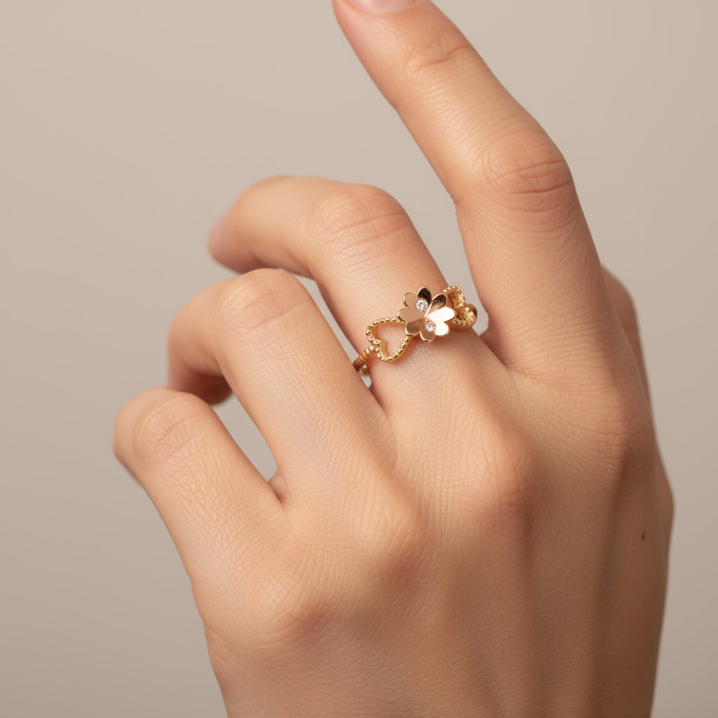 Anillo de Oro 14k Diseño de Trébol y Corazones con Zirconias Brillantes mod. 9943