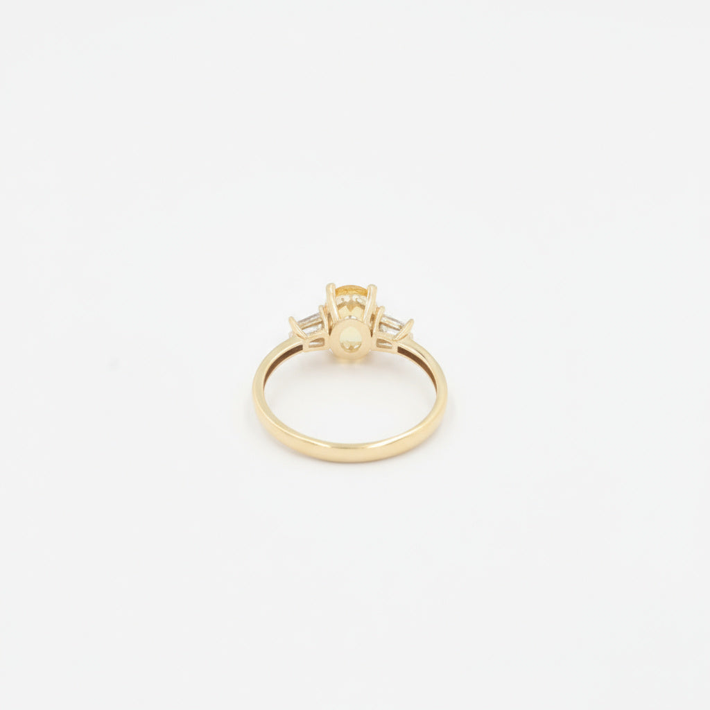 Anillo de Oro 14k Zirconia Ovalada Color Amarillo y Blanco mod. 9953