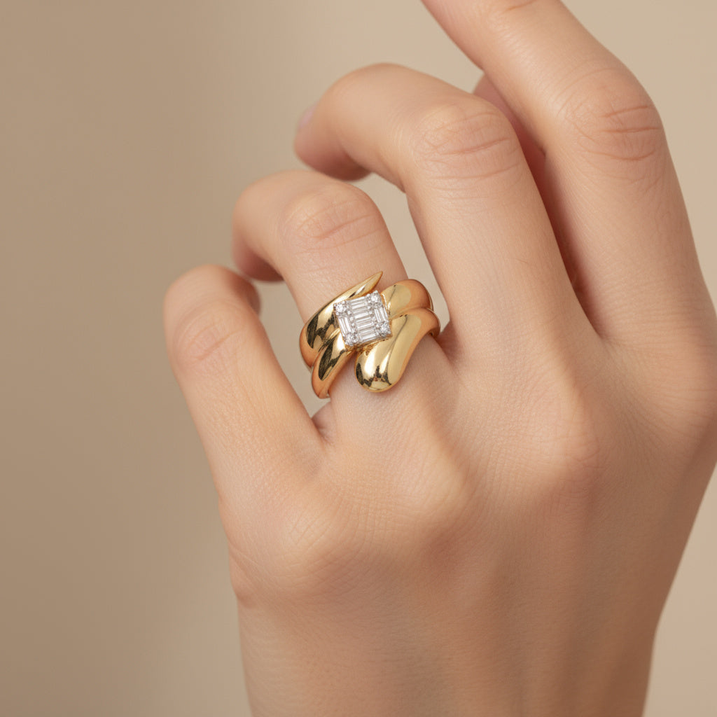 Anillo de Oro 14k Diseño Especial con Cluster de Zirconias Baguette mod. 9991