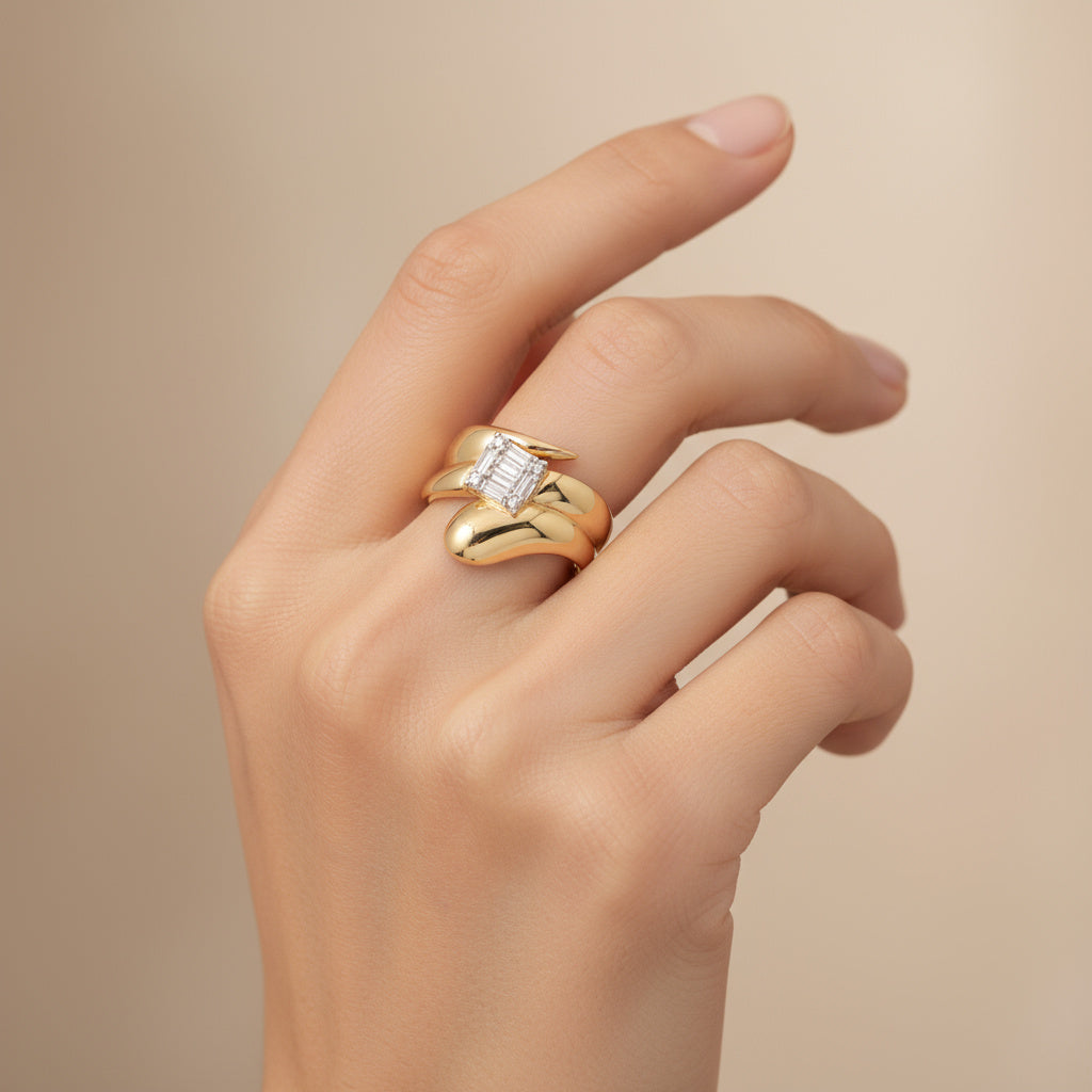 Anillo de Oro 14k Diseño Especial con Cluster de Zirconias Baguette mod. 9991