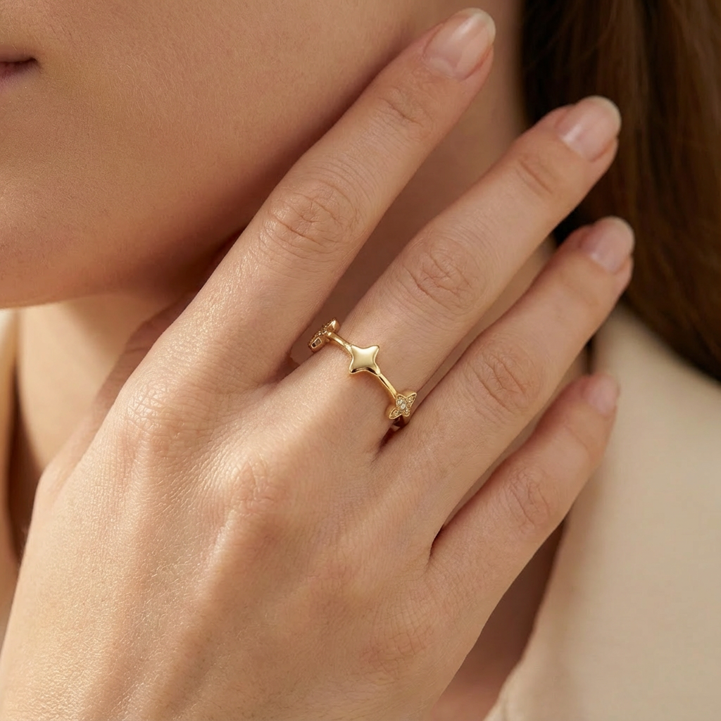Anillo de Oro 14k Diseño de Tréboles con Incrustado de Zirconias mod. 10392