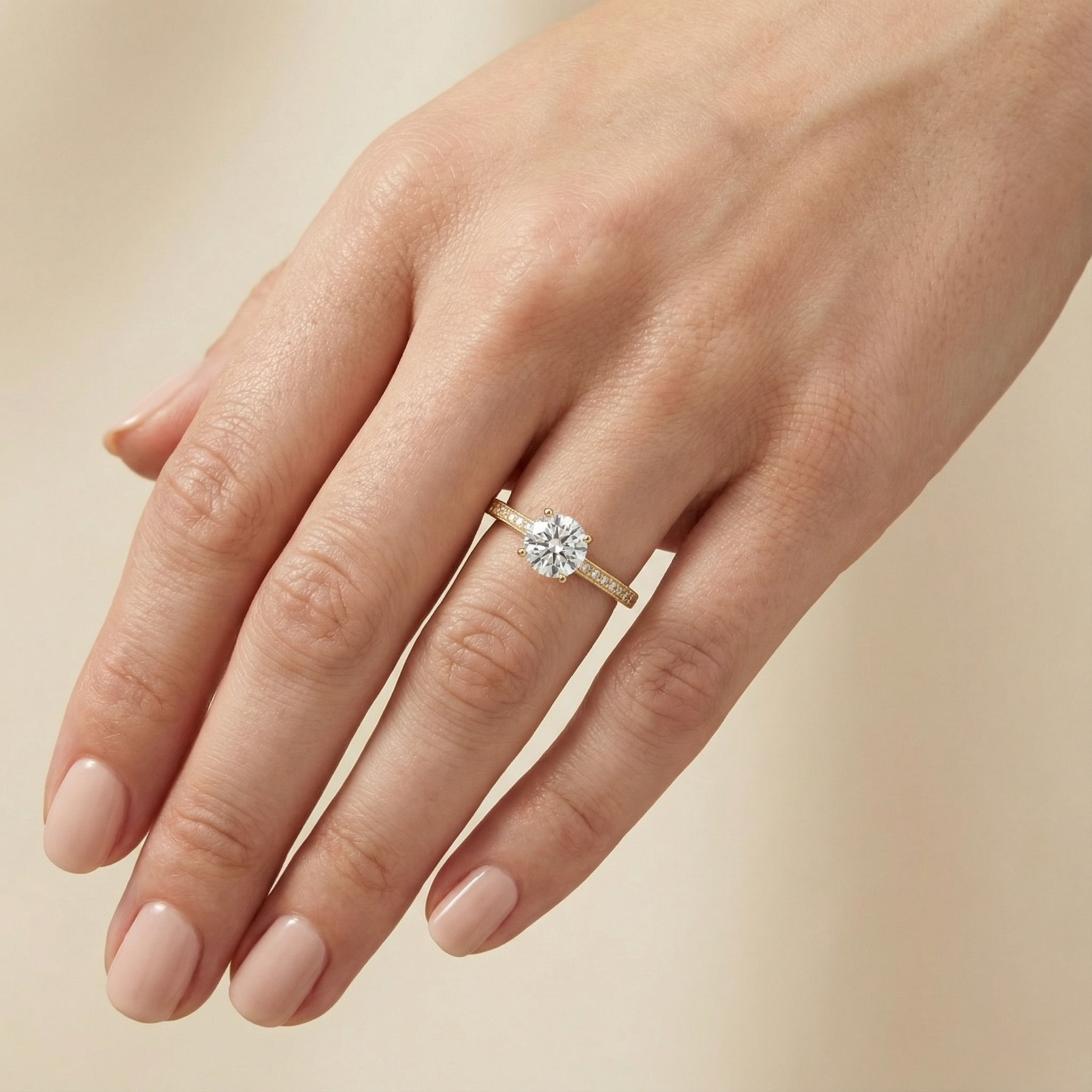 Anillo de Compromiso en Oro 14k Diseño Brillante y Exclusivo con Incrustación de Zirconias mod. 10266