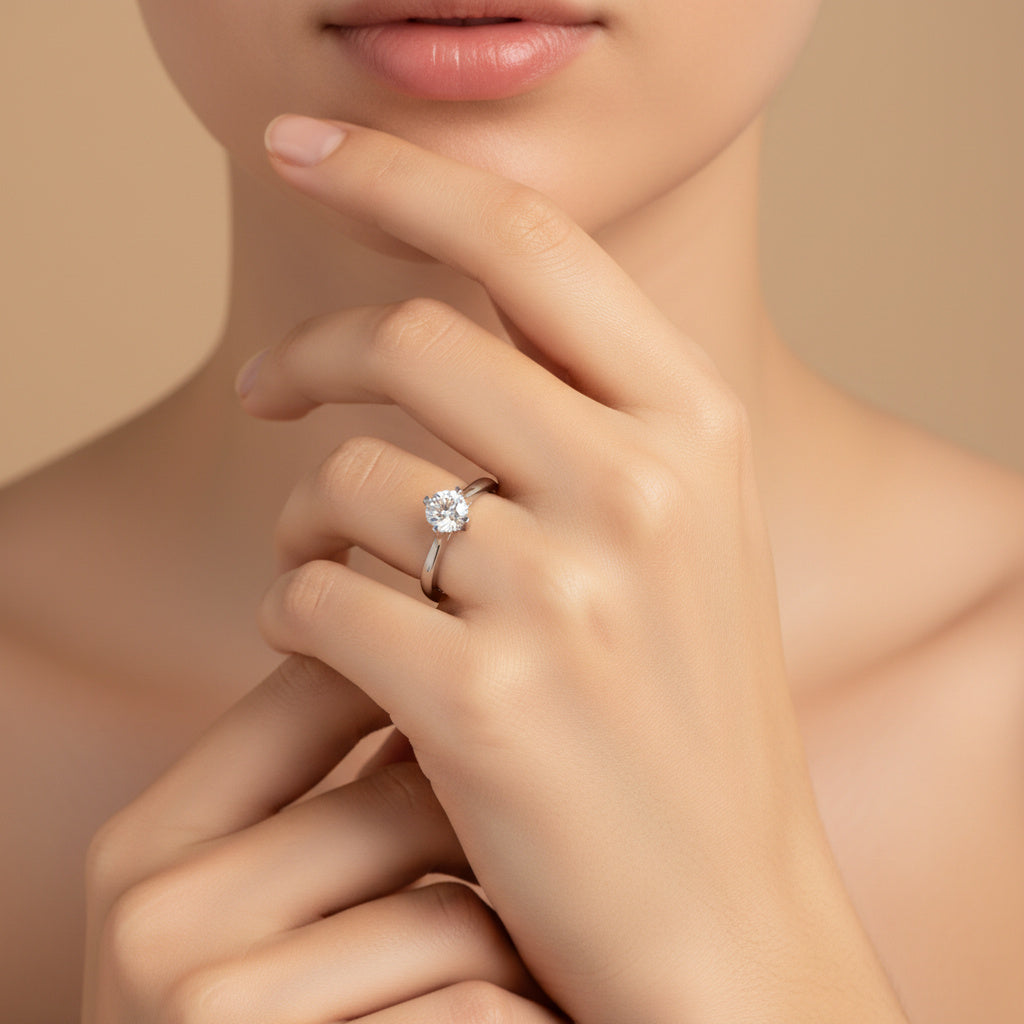 Anillo de Compromiso en Oro 14k Diseño con Zirconia Montada en Uñas Largas mod. 10406