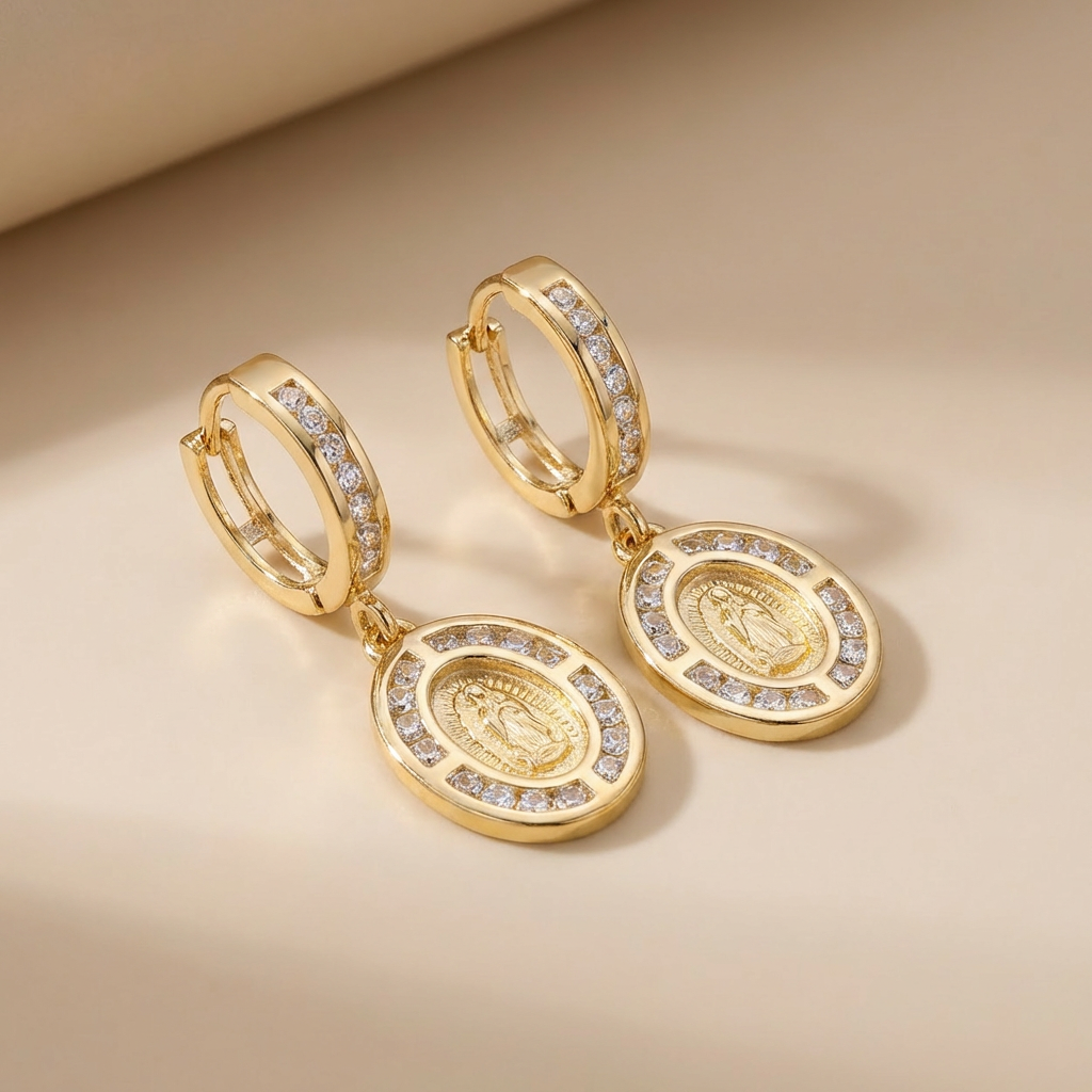 Grapa Larga de Oro 14k con Broche de Zirconias y Medalla de la Virgen Guadalupe mod. 10597