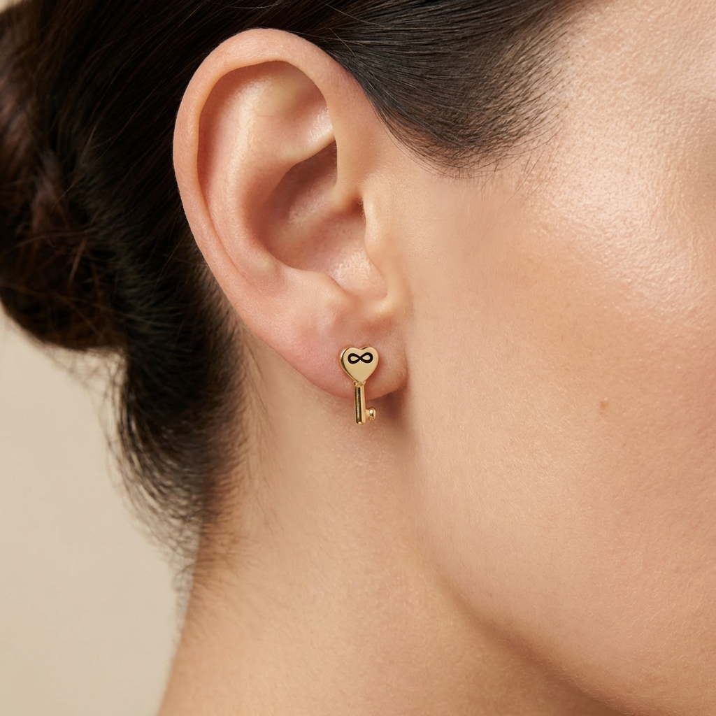 Arete de Oro 14k Llave de Corazón Brillante con Infinito mod. 10626