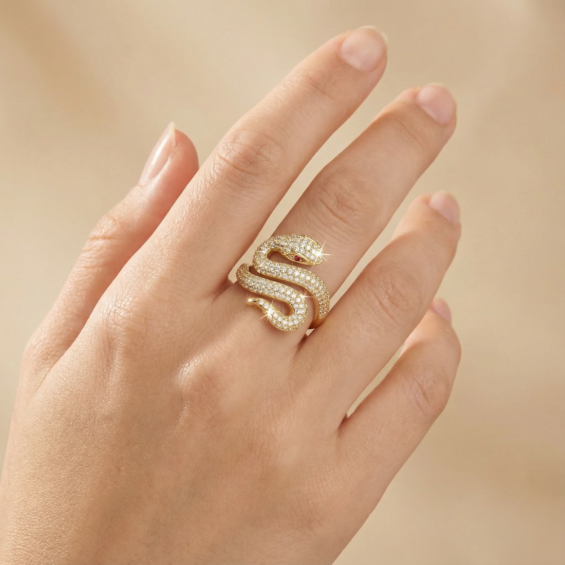 Anillo de Oro 14k Serpiente Elegante Incrustada de Zirconias mod. 10286