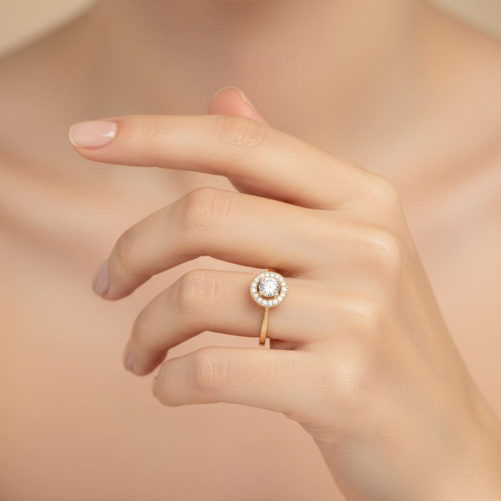 Anillo de Compromiso en Oro 14k Diseño Central Circular con Zirconias Brillantes mod. 10418