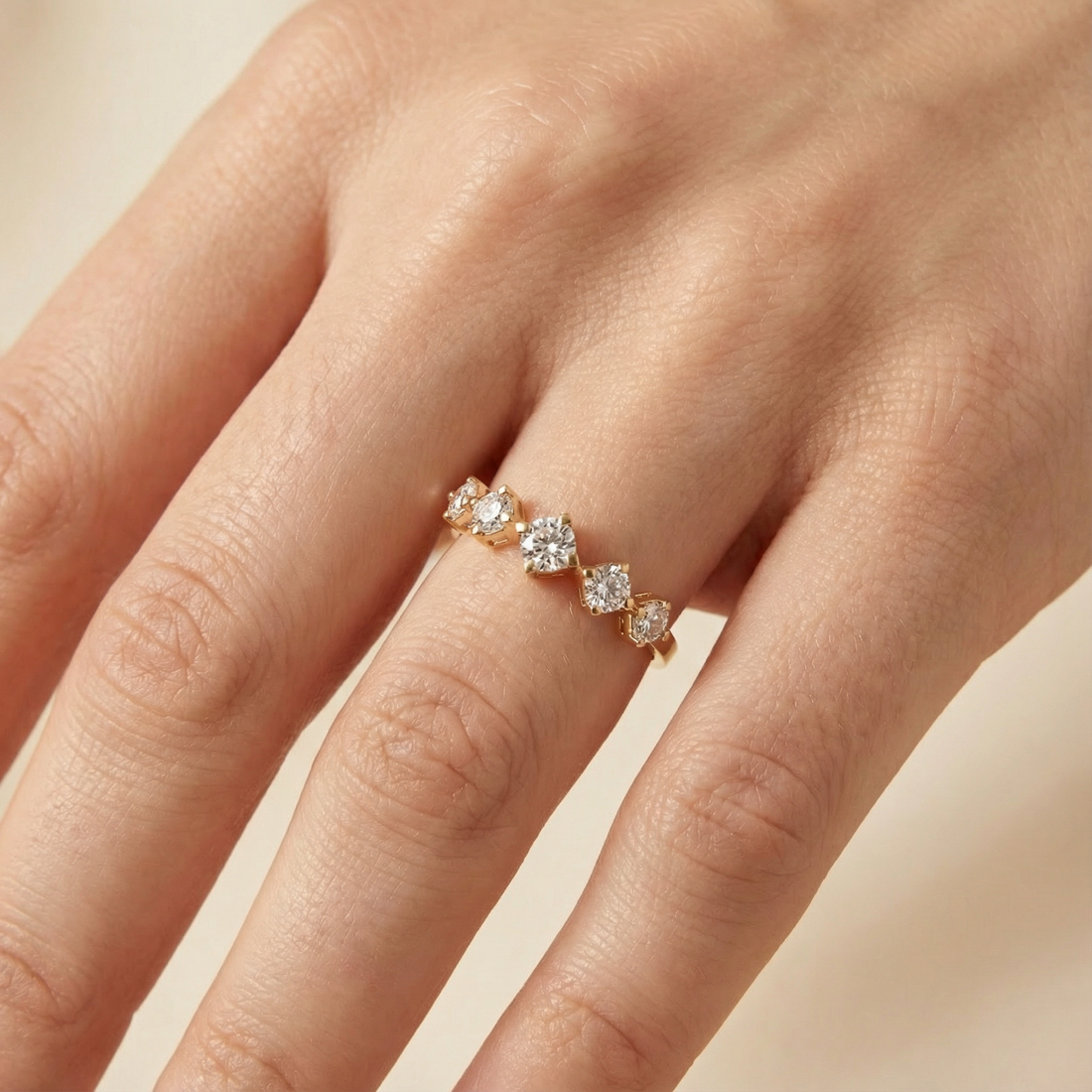 Anillo de Oro 14k Diseño de Rombo con Zirconias Especiales mod. 10274