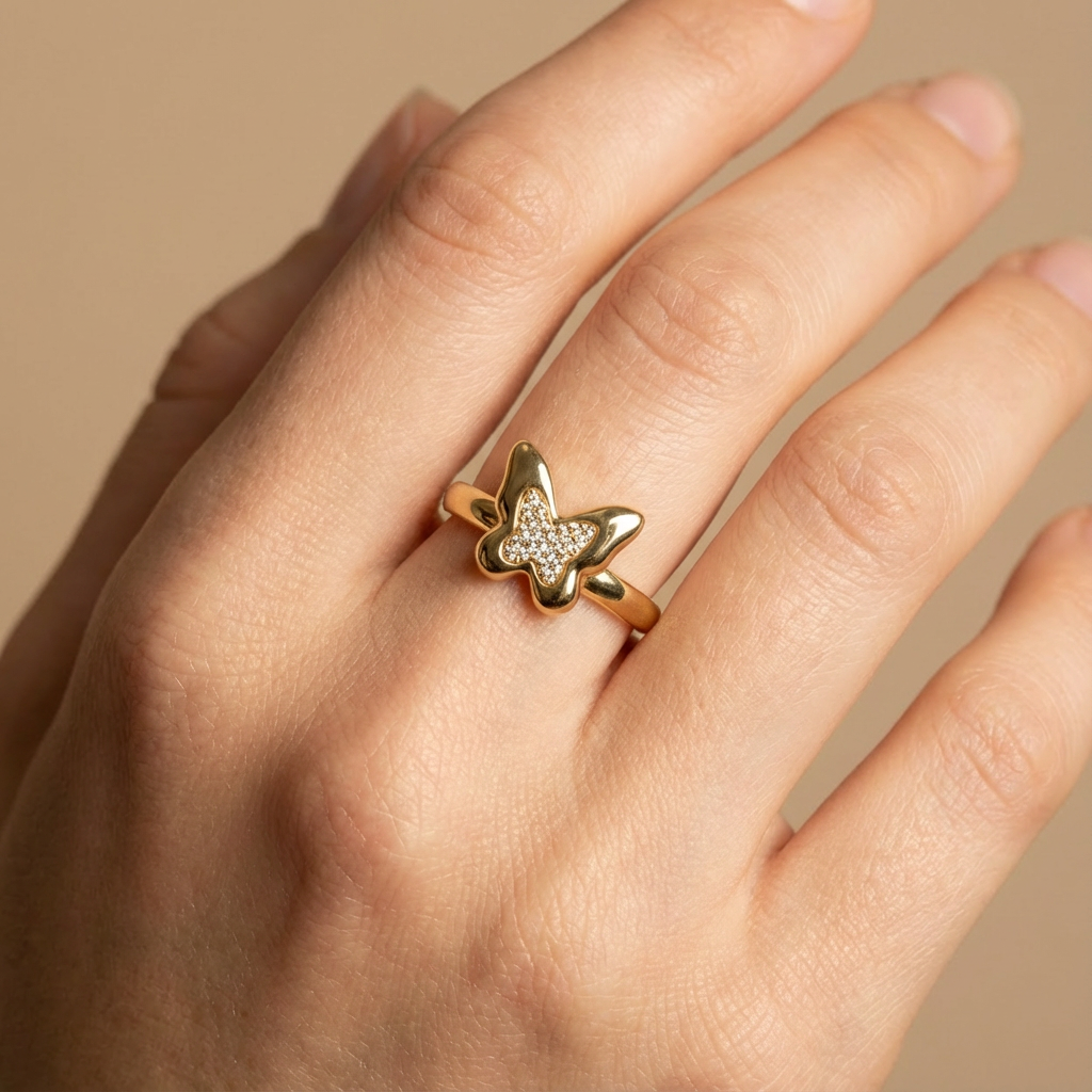 Anillo de Oro 14k Mariposa Brillante Detallada con Zirconias mod. 10470