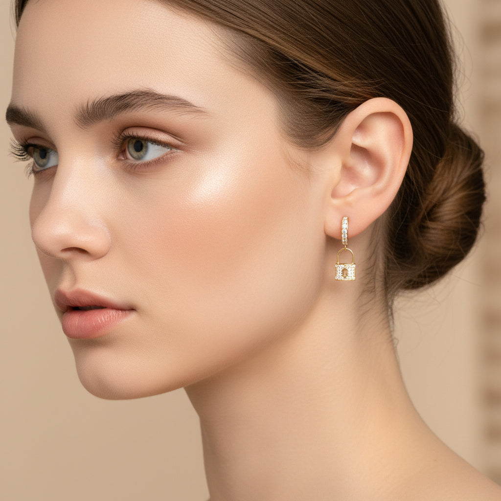 Grapa Larga de Oro 14k Candado con Zirconias mod. 10379