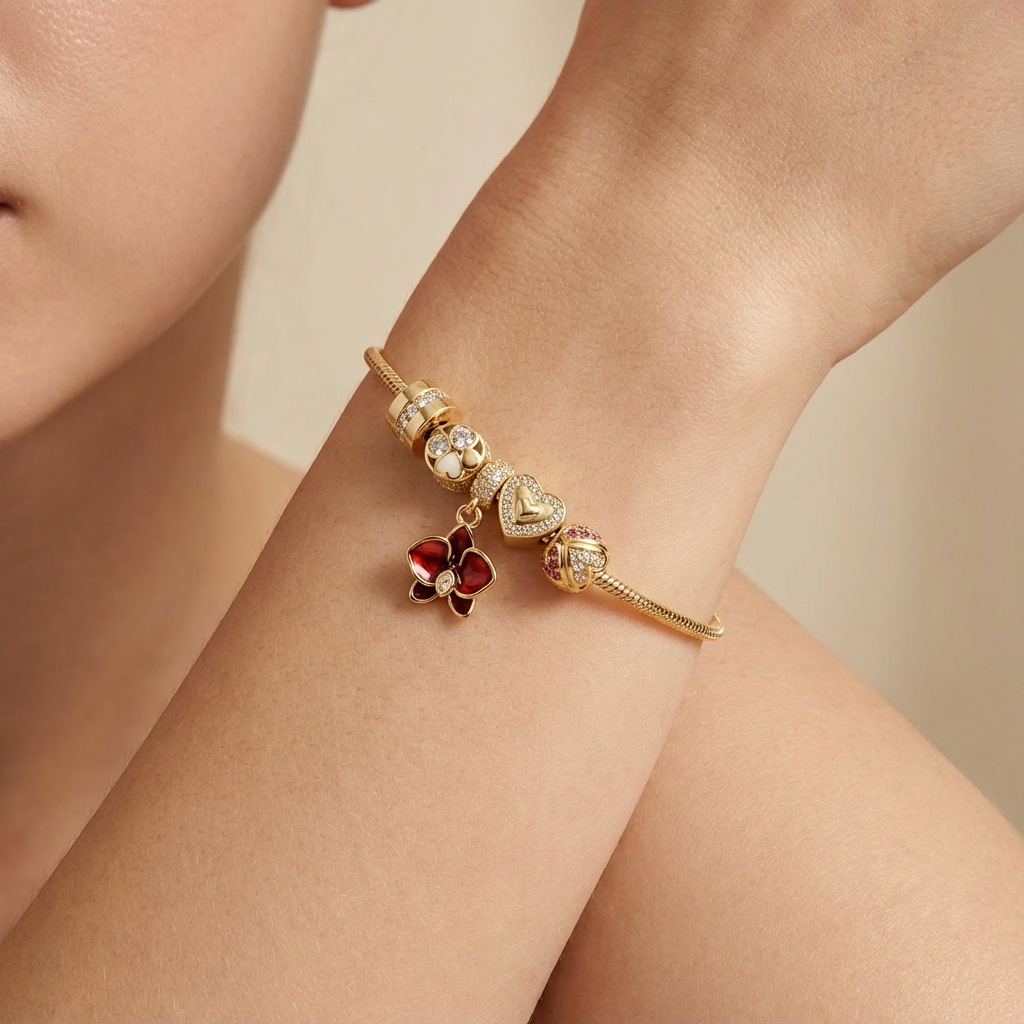 Pulsera de Oro 14k Tejido Cola de Rata con Dijes Charm Especiales con Zirconias mod. 10331