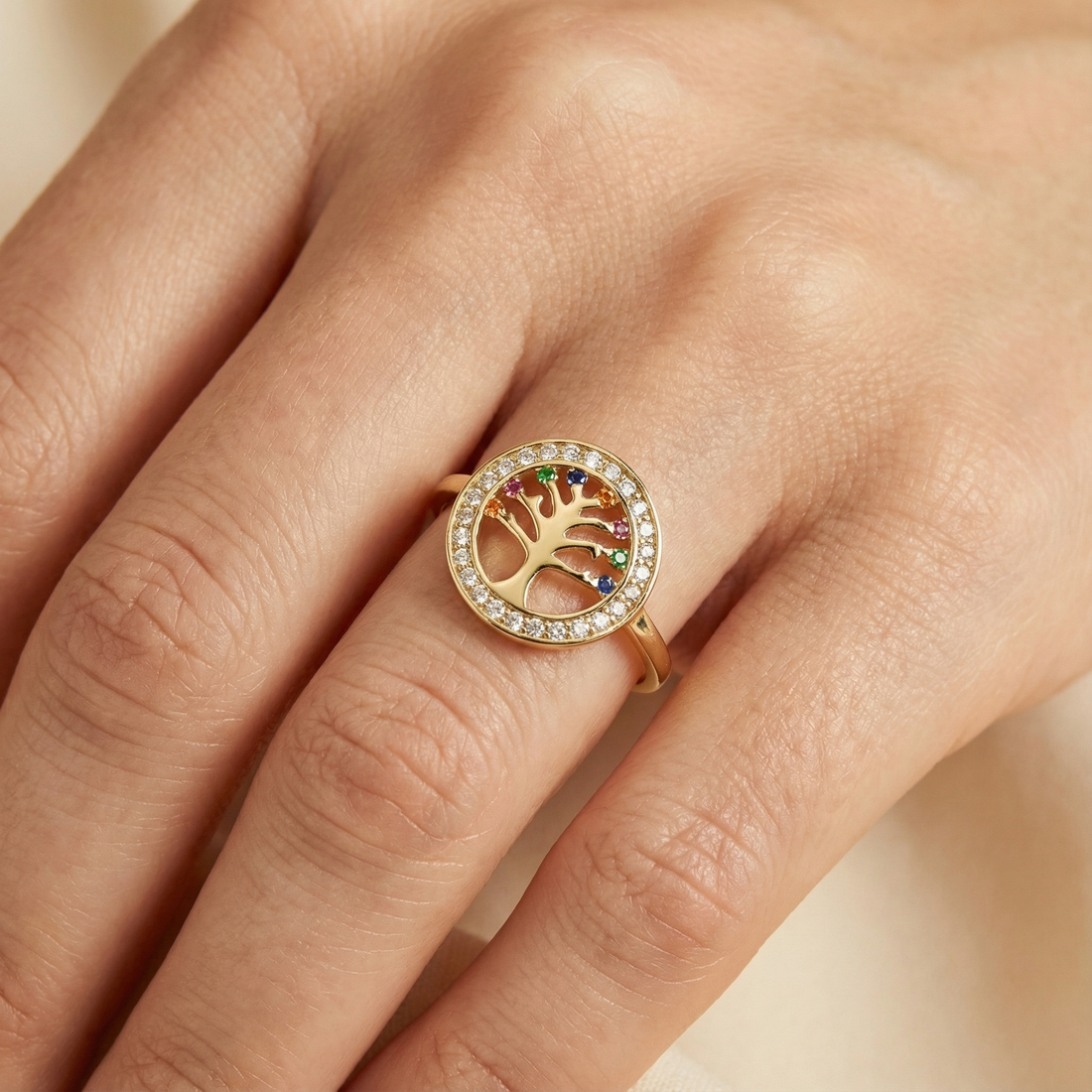 Anillo de Oro 14k con Árbol de la Vida Incrustado con Zirconais mod. 10282