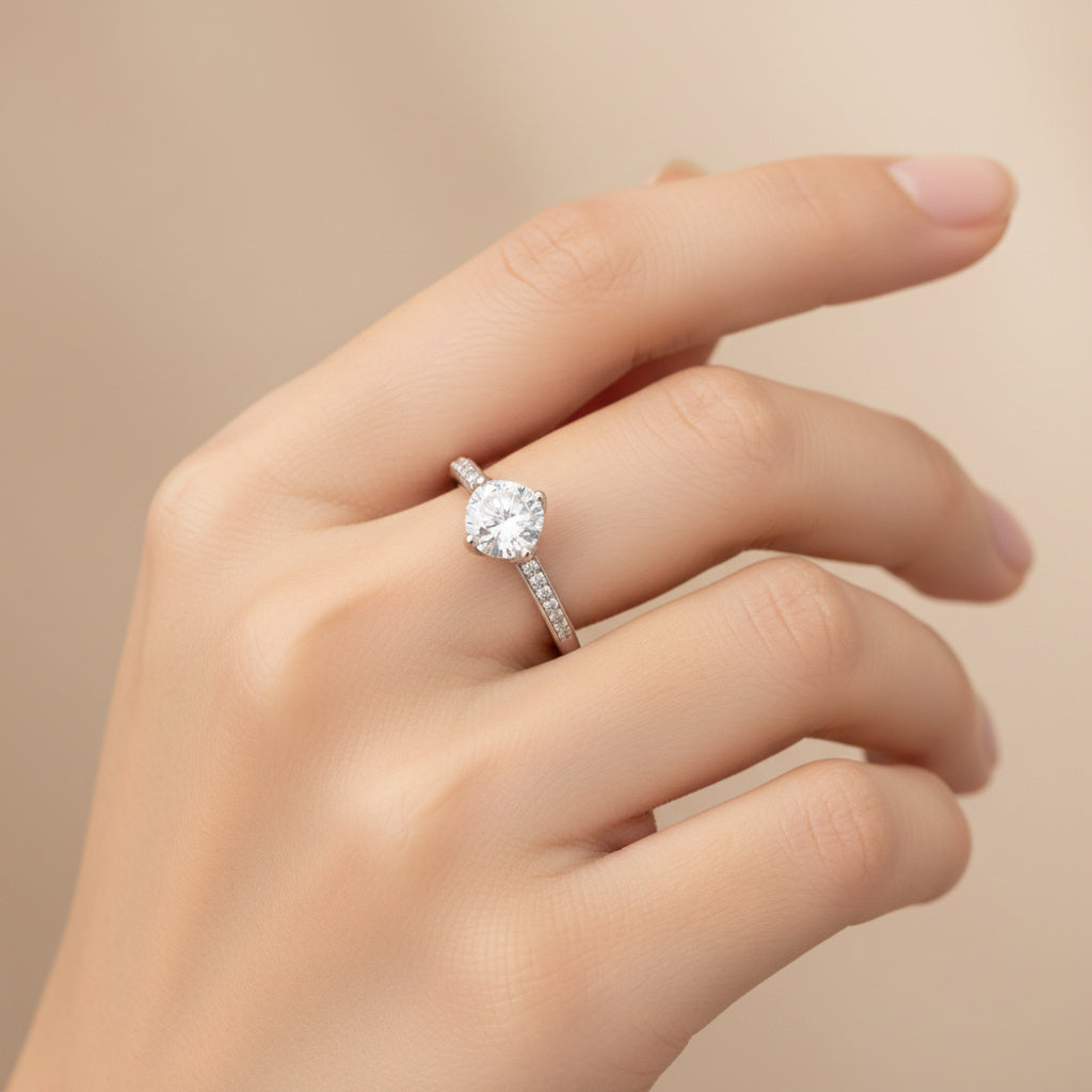 Anillo de Compromiso en Oro 14k Incrustado con Zirconias Brillantes y Finas mod. 10403