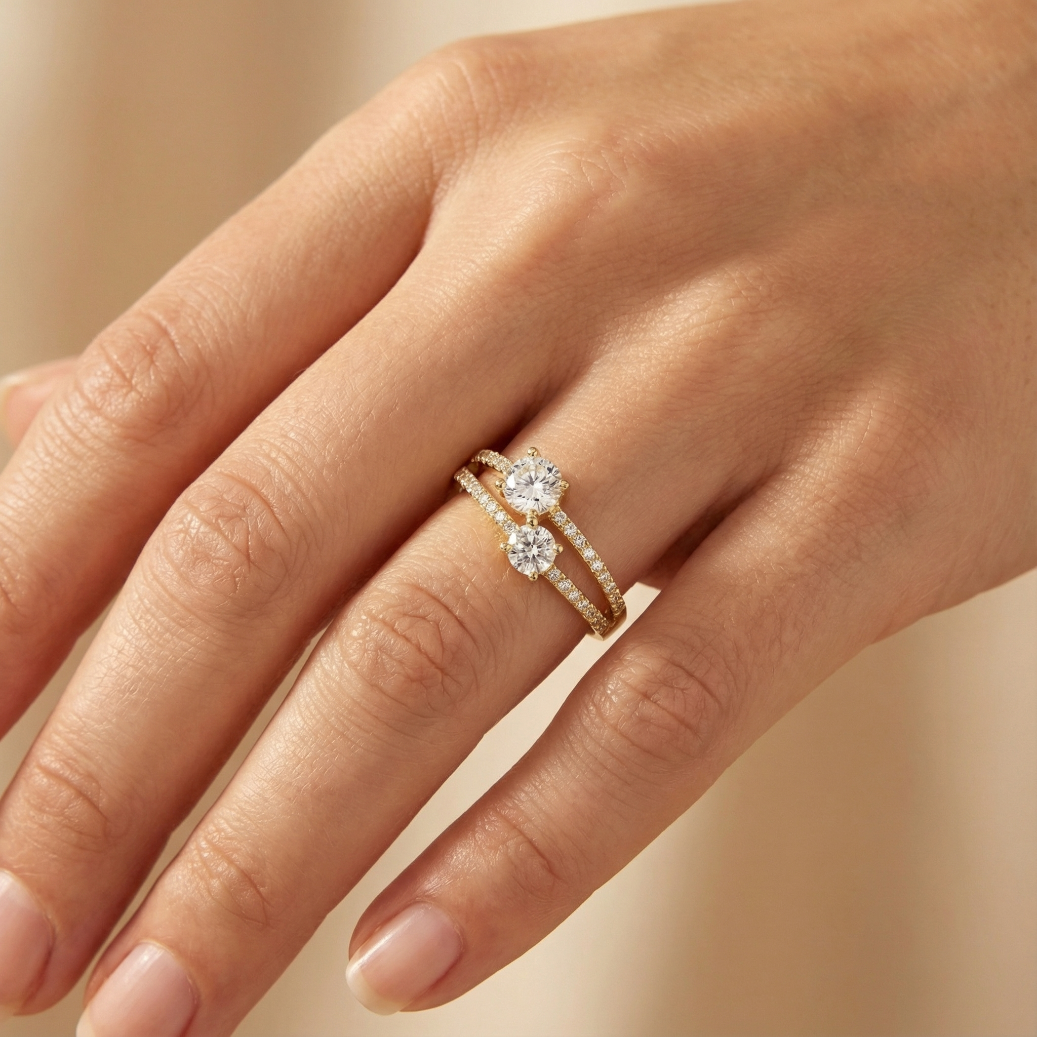 Anillo de Oro 14k Doble Línea con Zirconias mod. 10219