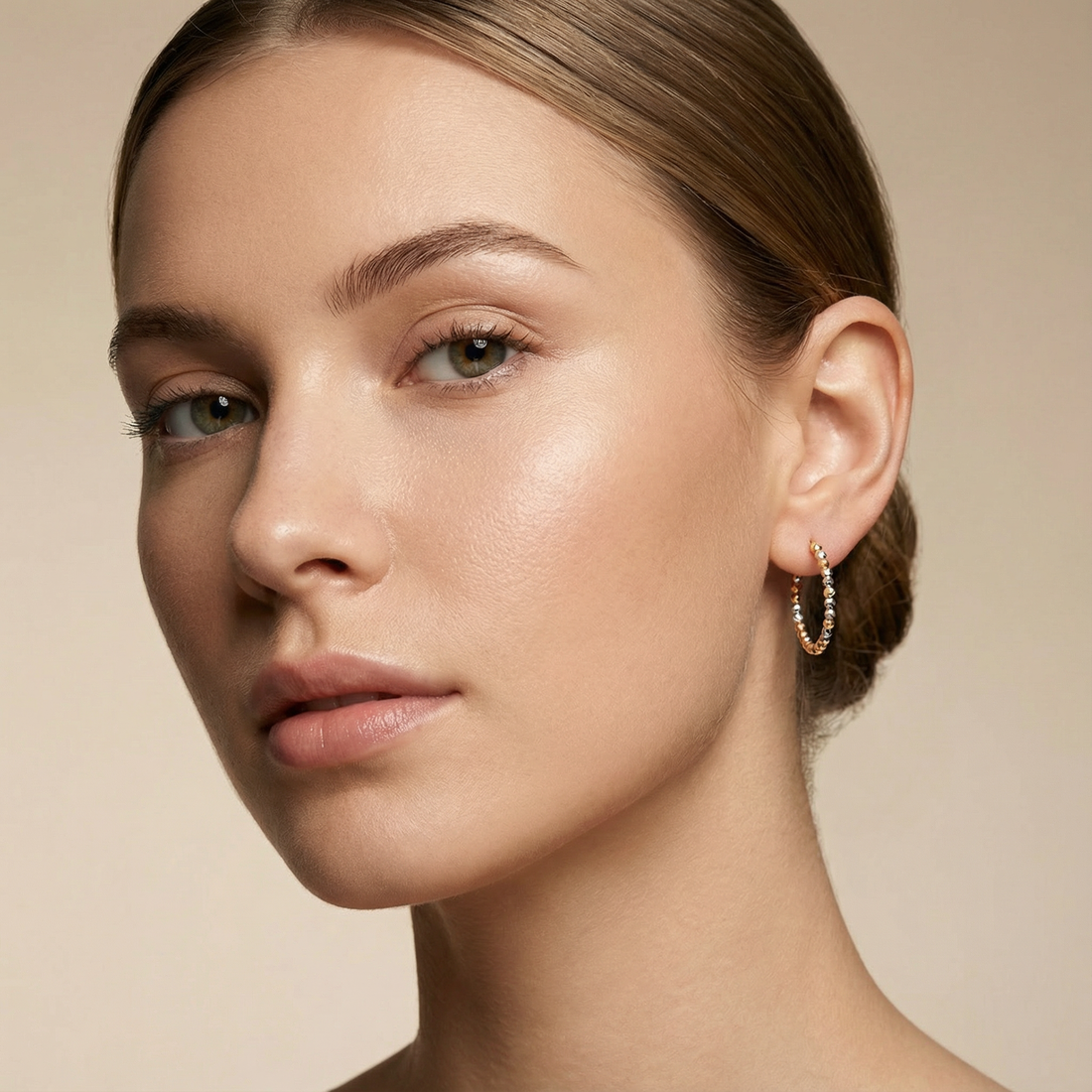 Arracada de Oro 14k Diseño Hueco de Esferas Facetadas mod. 10315