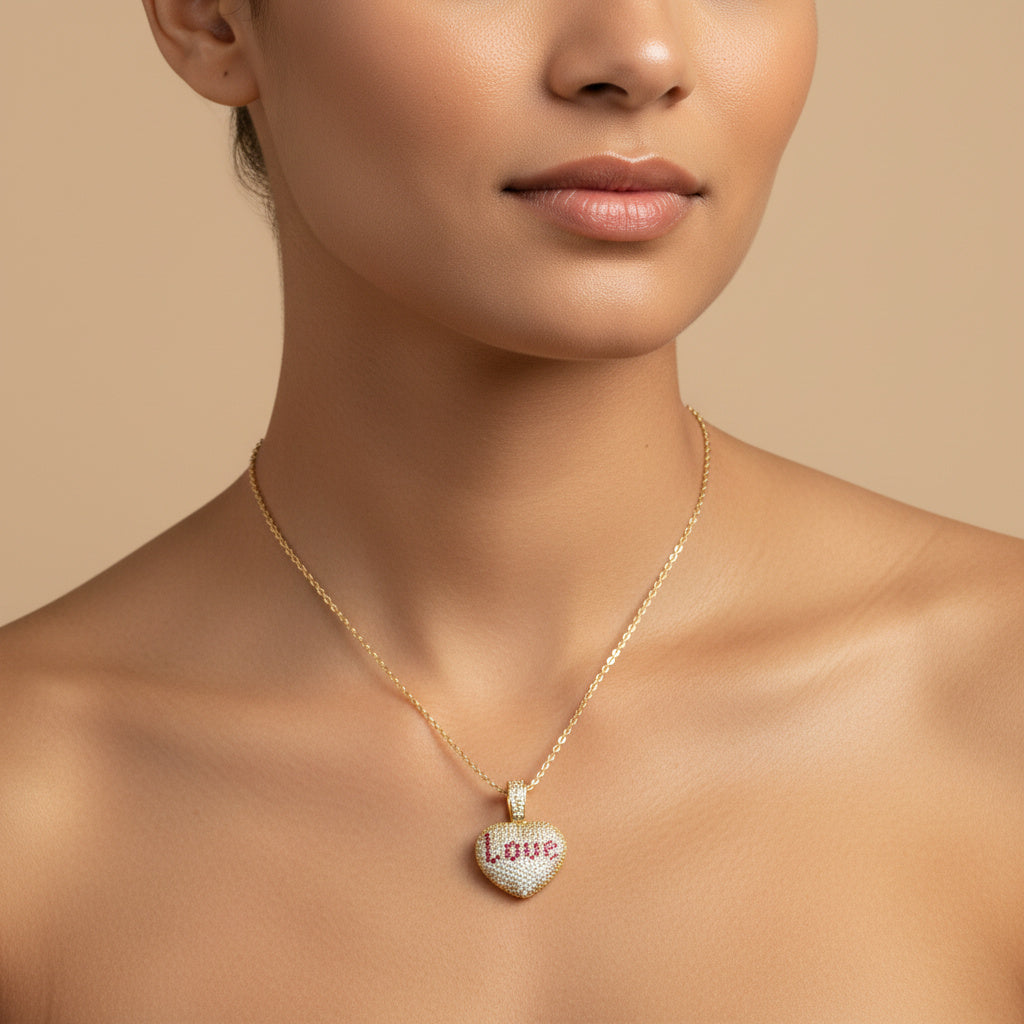 Dije de Oro 14k Corazón LOVE con Incrustado de Zirconias mod. 10087