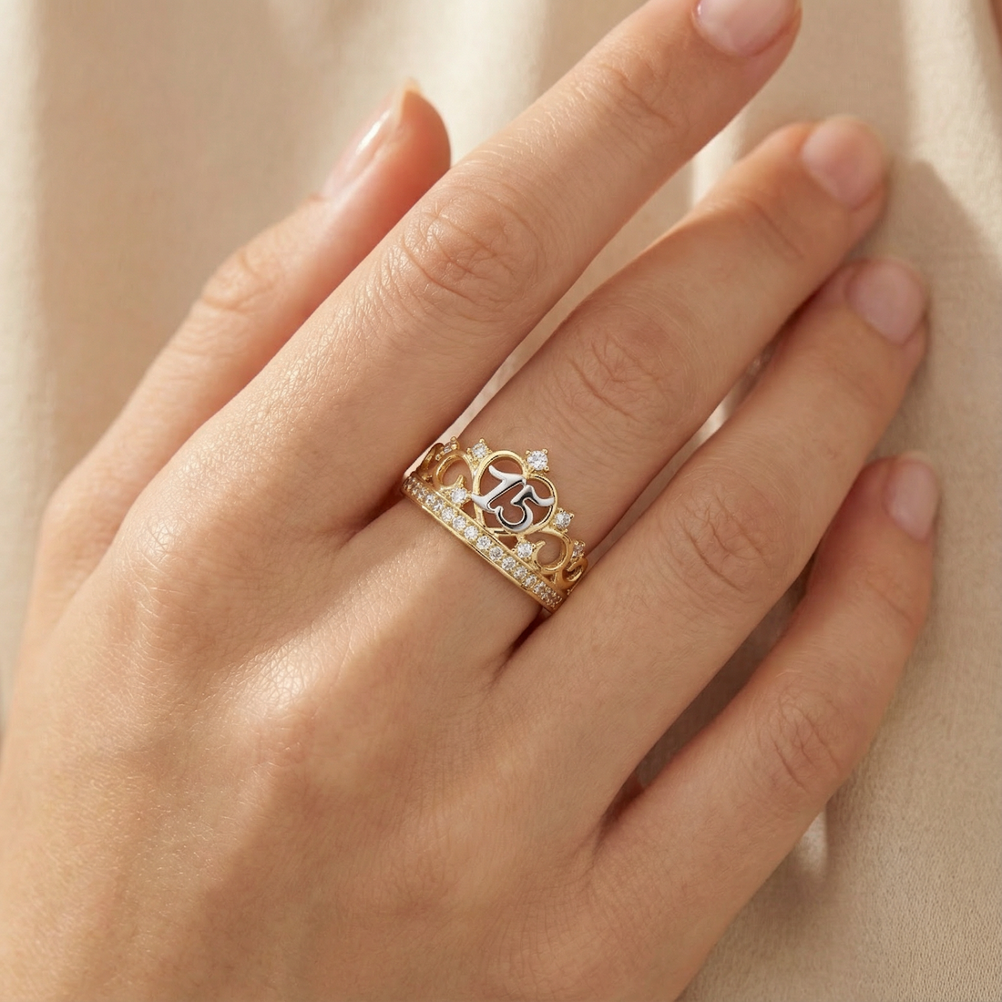 Anillo XV Años de Oro 14k Corona Elegante mod. 10209