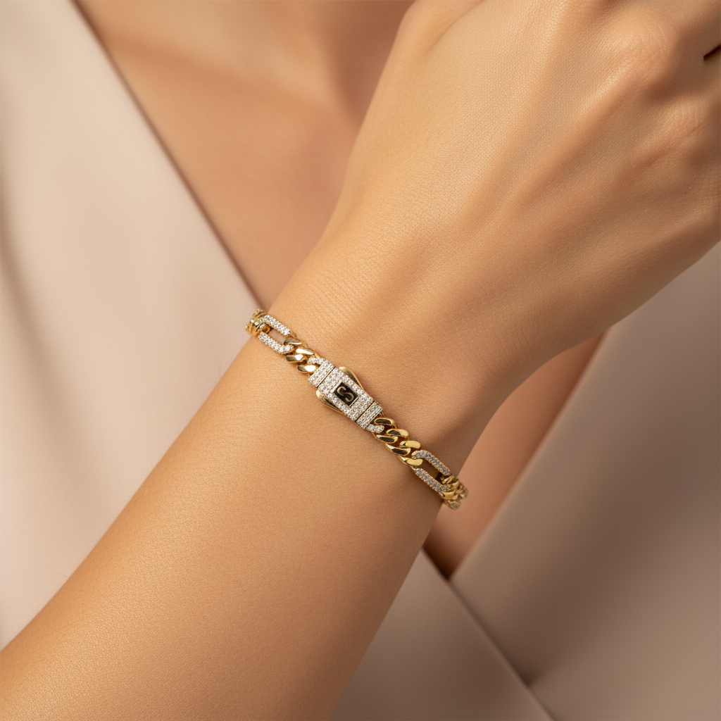 Pulsera Monaco Chain de Oro 14k Modelo Fígaro de Broche Pavé con Incrustación de Swarovski mod. 10159