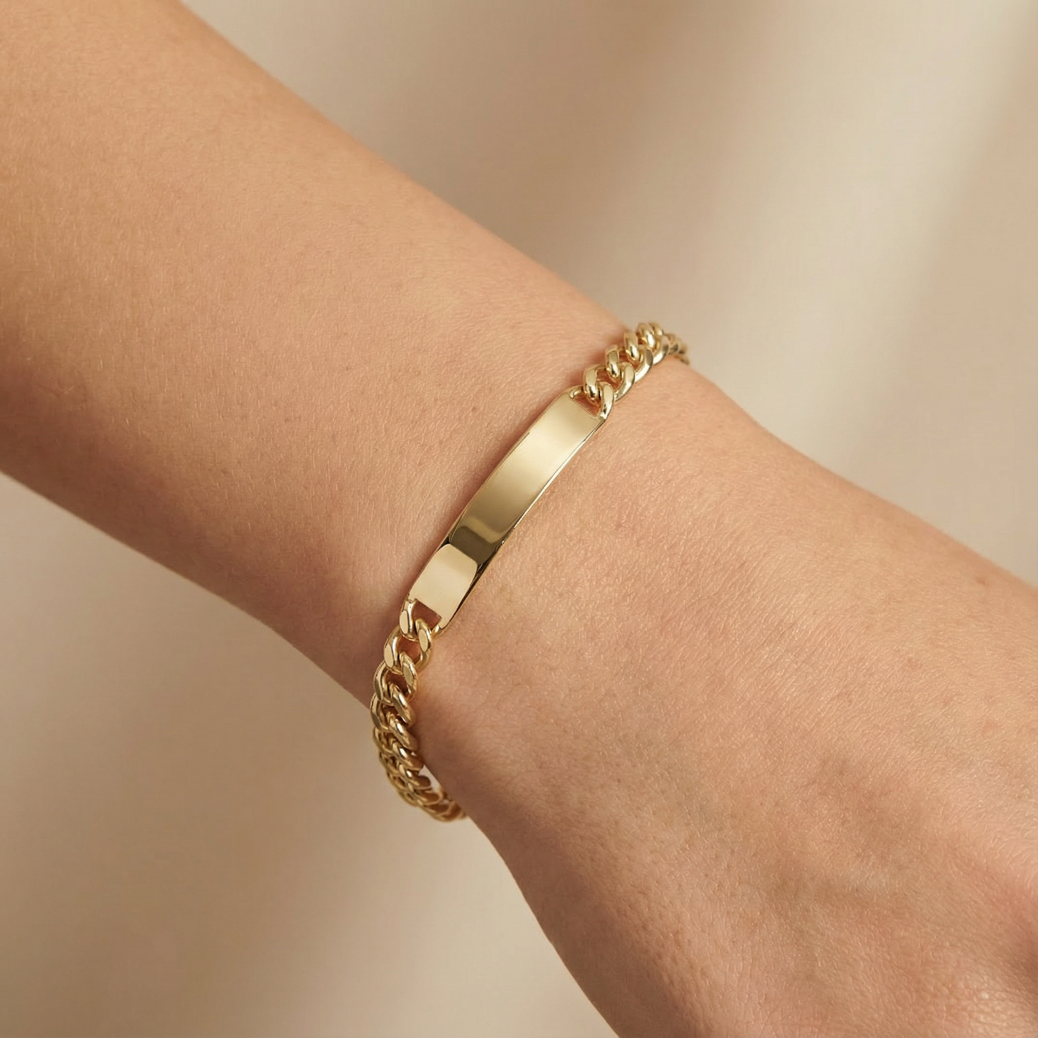 Esclava de Oro 14k Hueca de Tejido Barbado Brillante y Placa Brillante mod. 10301