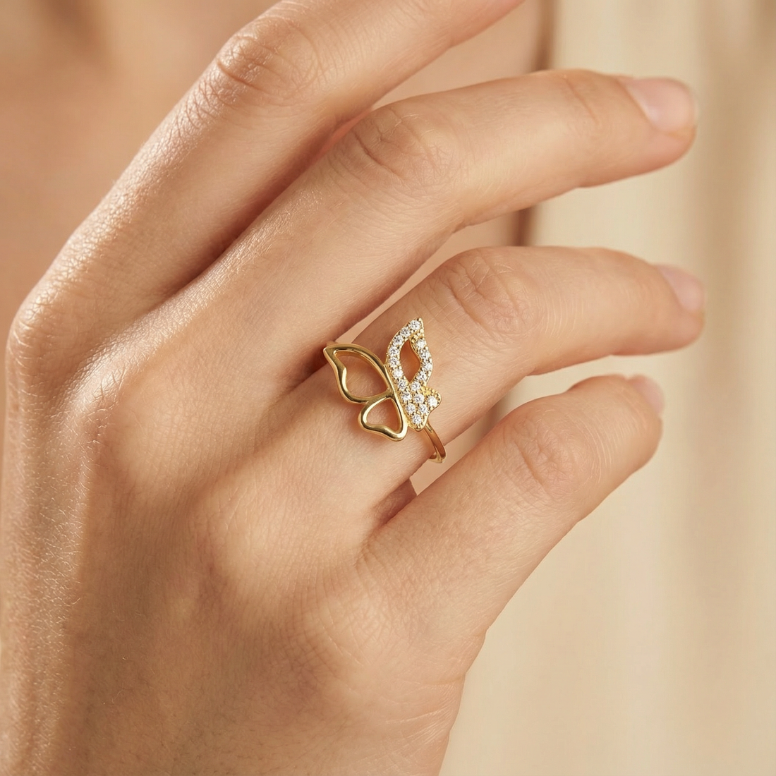 Anillo de Oro 14k Mariposa Brillante con Zirconias mod. 10225
