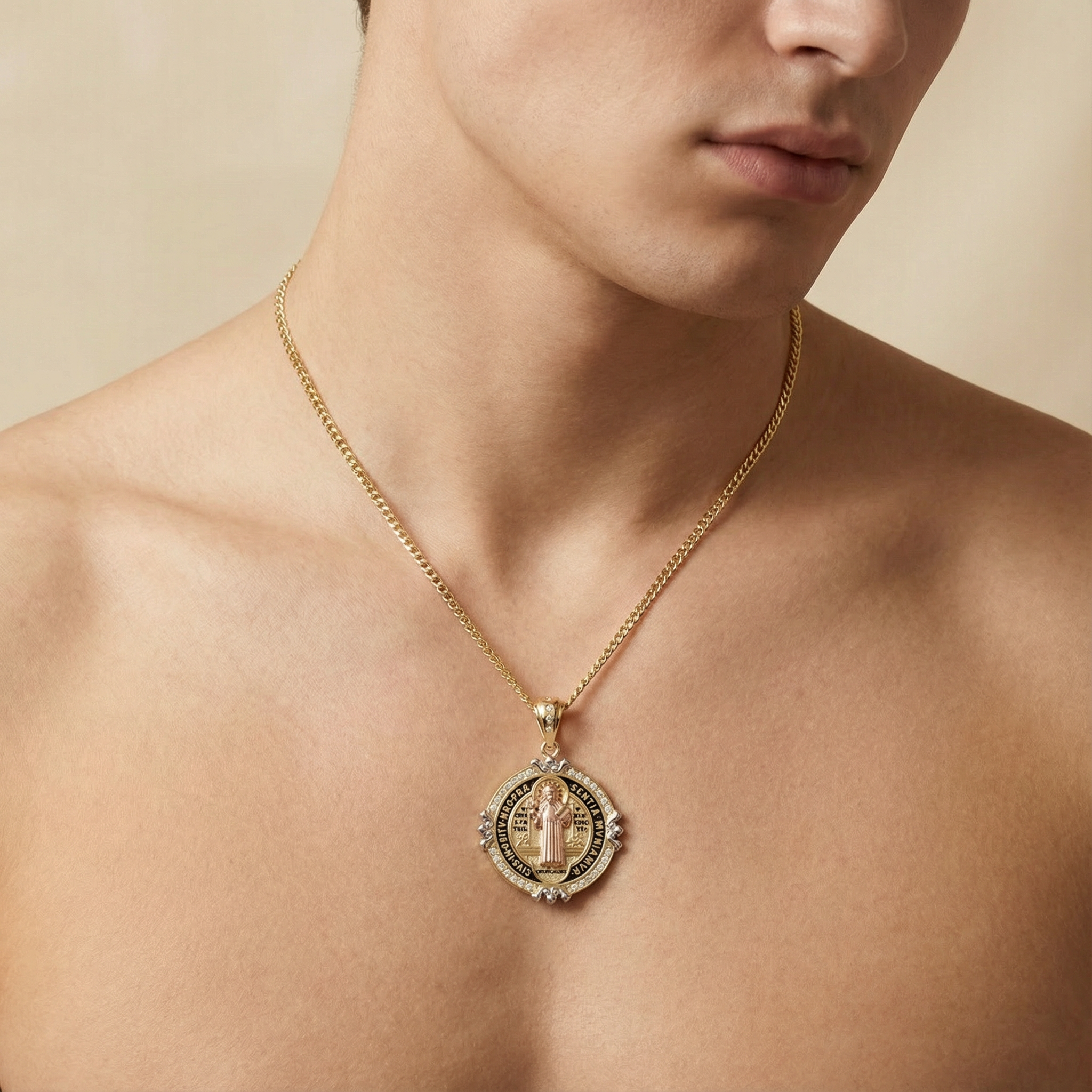 Medalla de Oro 14k Diseño Plus con Imagen de San Benito y su Sello mod. 10247