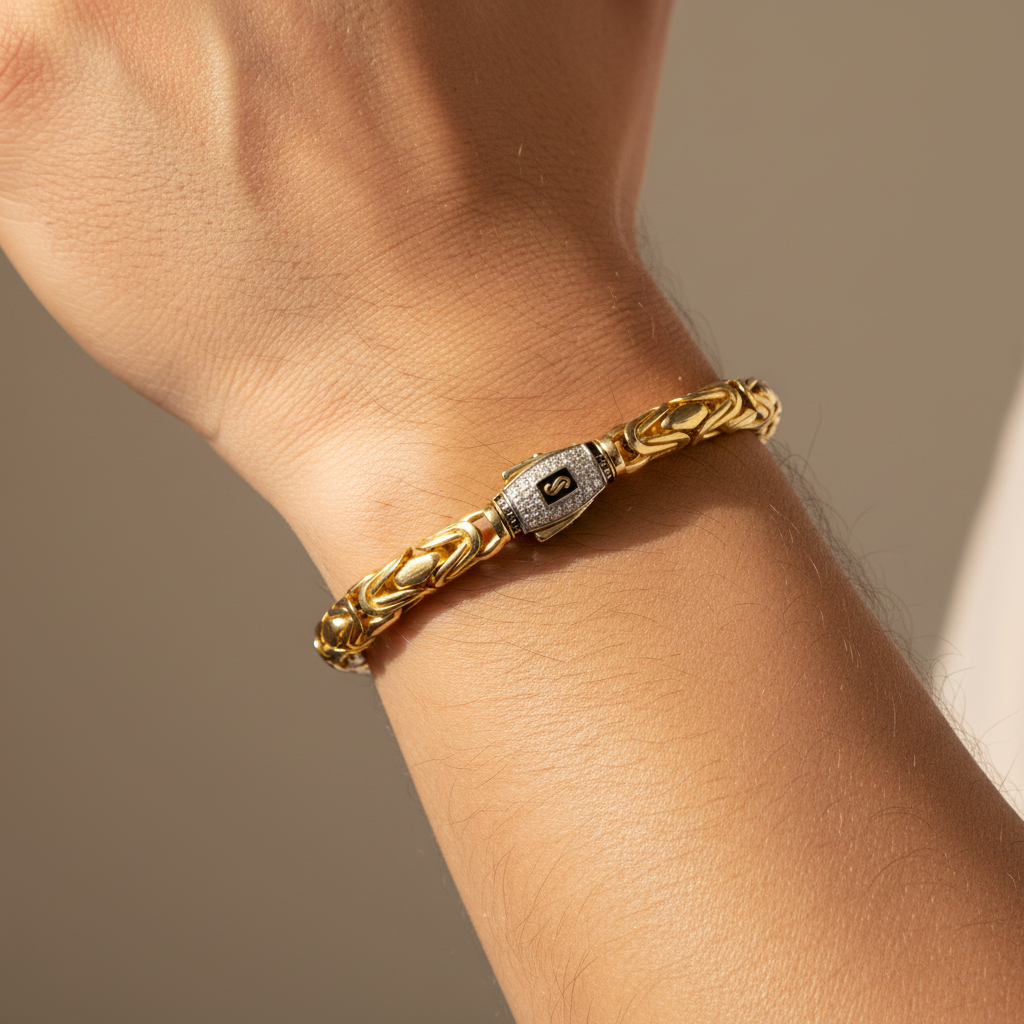 Pulsera Monaco Chain de Oro 14k Modelo Rey de Broche Pavé con Incrustación de Swarovski mod. 8890