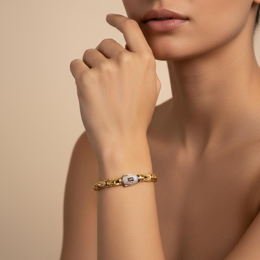 Pulsera Monaco Chain de Oro 14k Modelo Rey de Broche Pavé con Incrustación de Swarovski mod. 8890