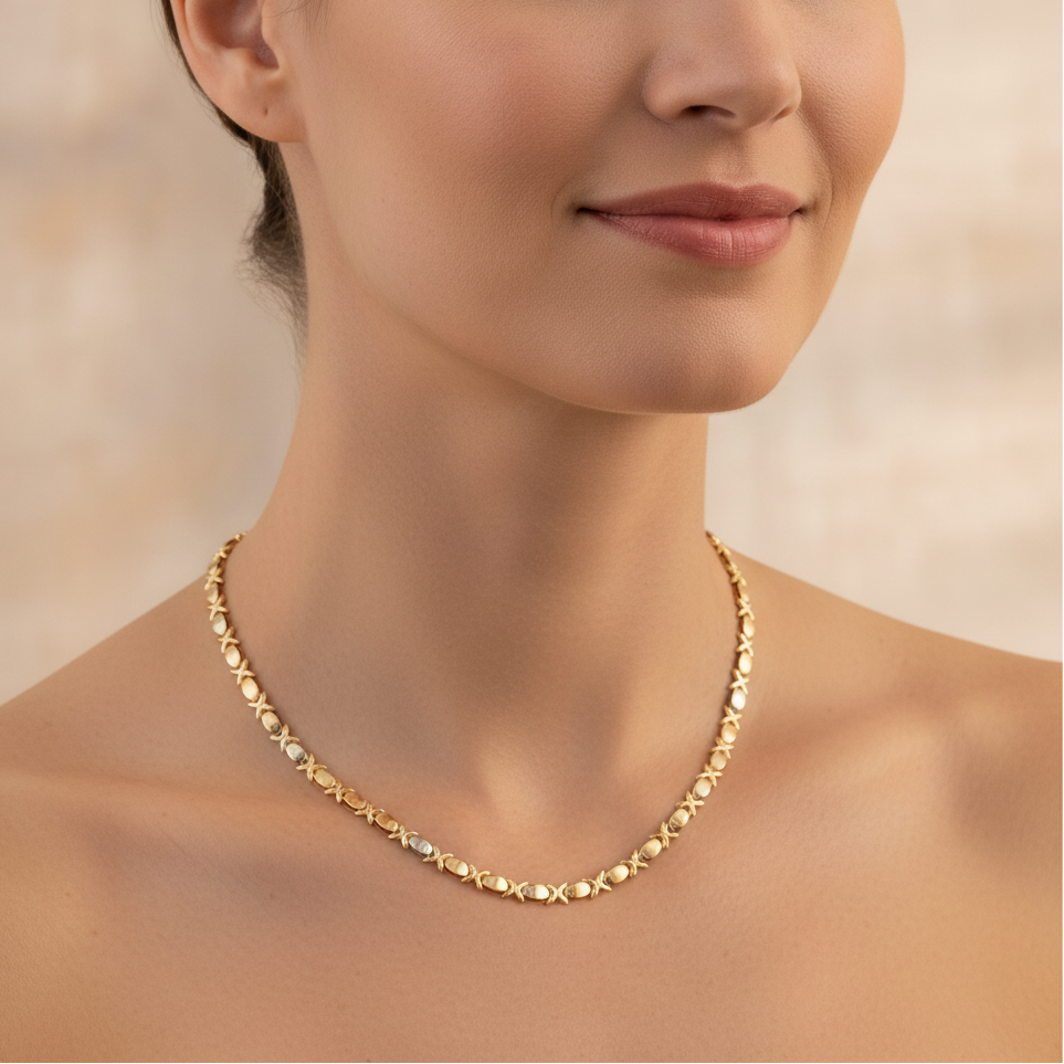 Cadena de Oro 14k con Tejido de Placas Ovales y Detalle Cruzado mod 10140