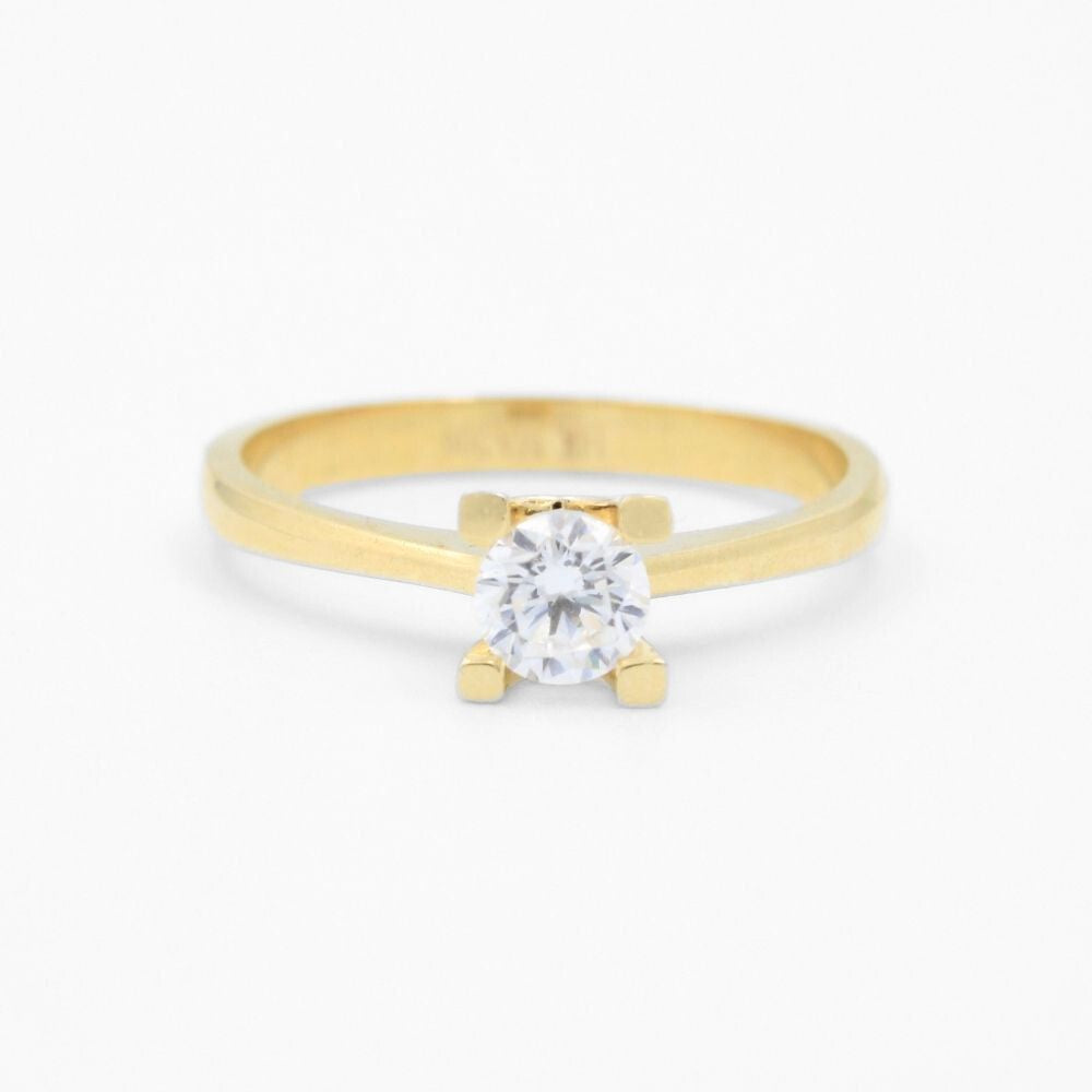 Anillo de Compromiso Oro 14k con Frente de Zirconia en Diseño Tradicional Fino mod. 8649
