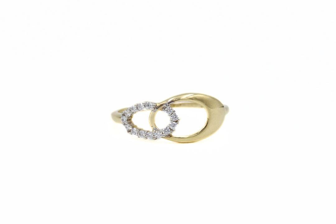 Anillo de Óvalos Unidos con Incrustación de Zirconias mod. 6381 - Joyería Orovel’s