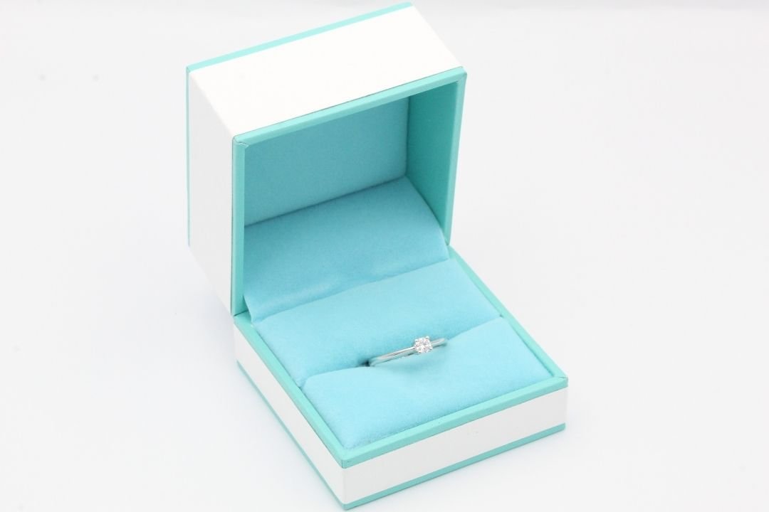 Anillo Solitario con Diamante Natural mod. 2673 - Joyería Orovel’s