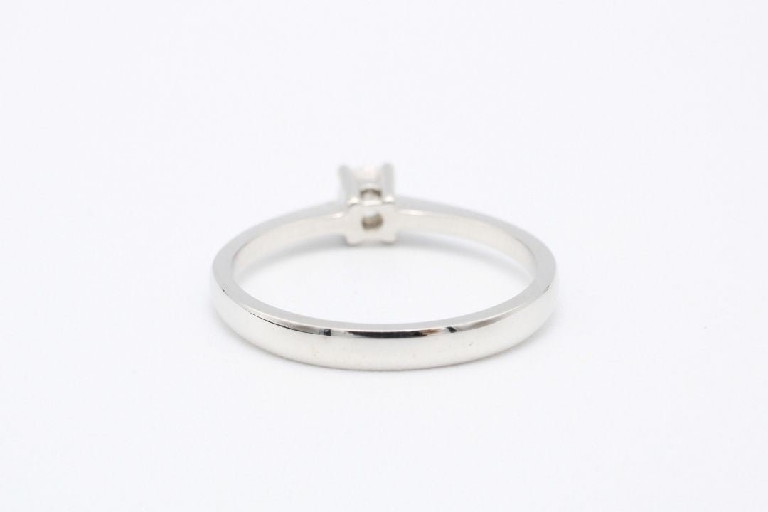 Anillo Solitario con Diamante Natural mod. 2673 - Joyería Orovel’s