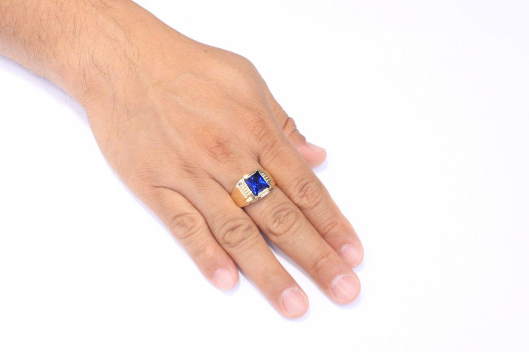 Anillo de Piedra Azul con Diseño Brillante mod. 5661