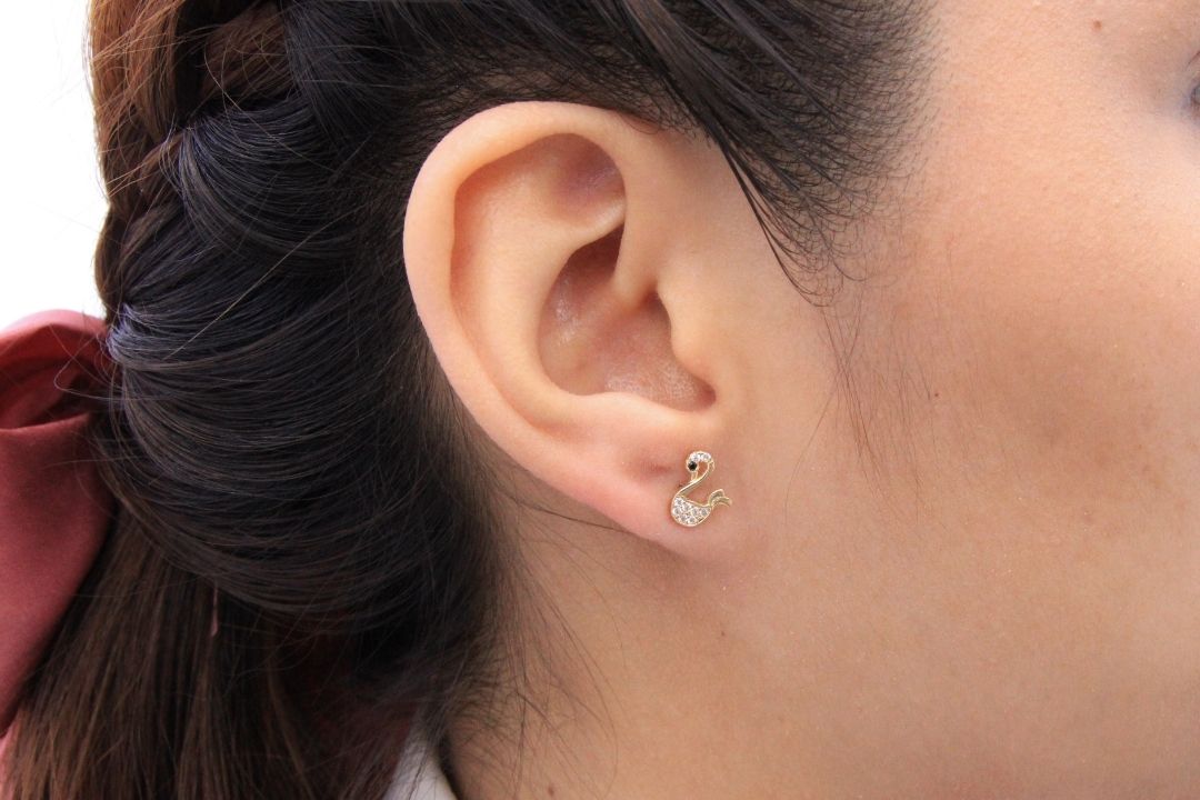 Arete de Cisne con Zirconias Brillantes mod. 6185 - Joyería Orovel’s