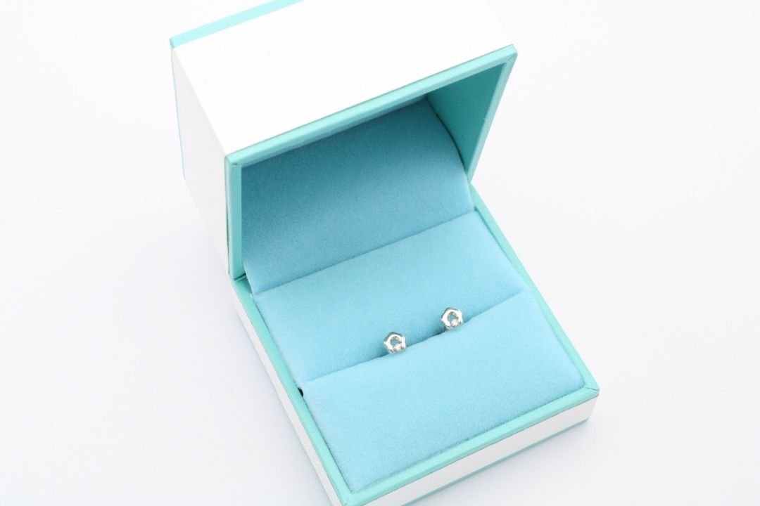 *Broquel 14k con Diamante Mod. 2708 - Joyería Orovel’s