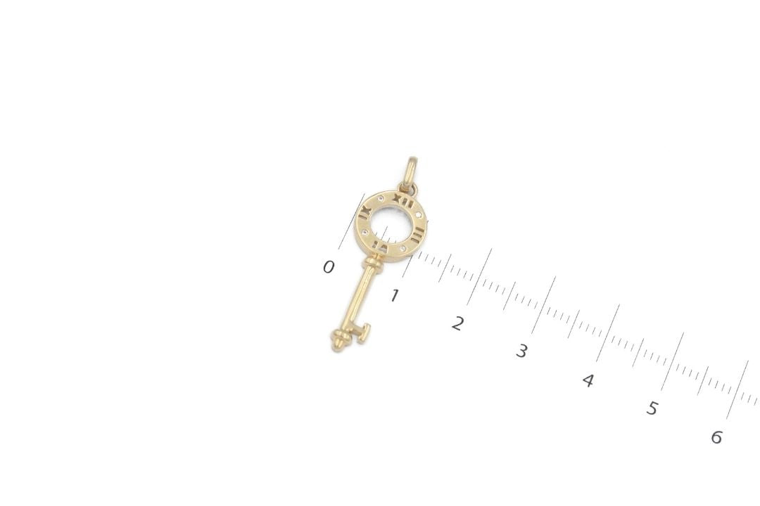 Dije en Forma de Llave con Zirconias Finas mod. 6199
