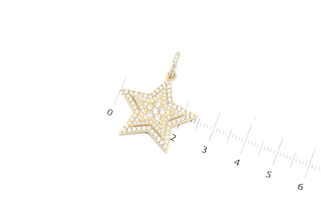Dije de Estrella Incrustada de Zirconias en Corte Fino mod. 6071