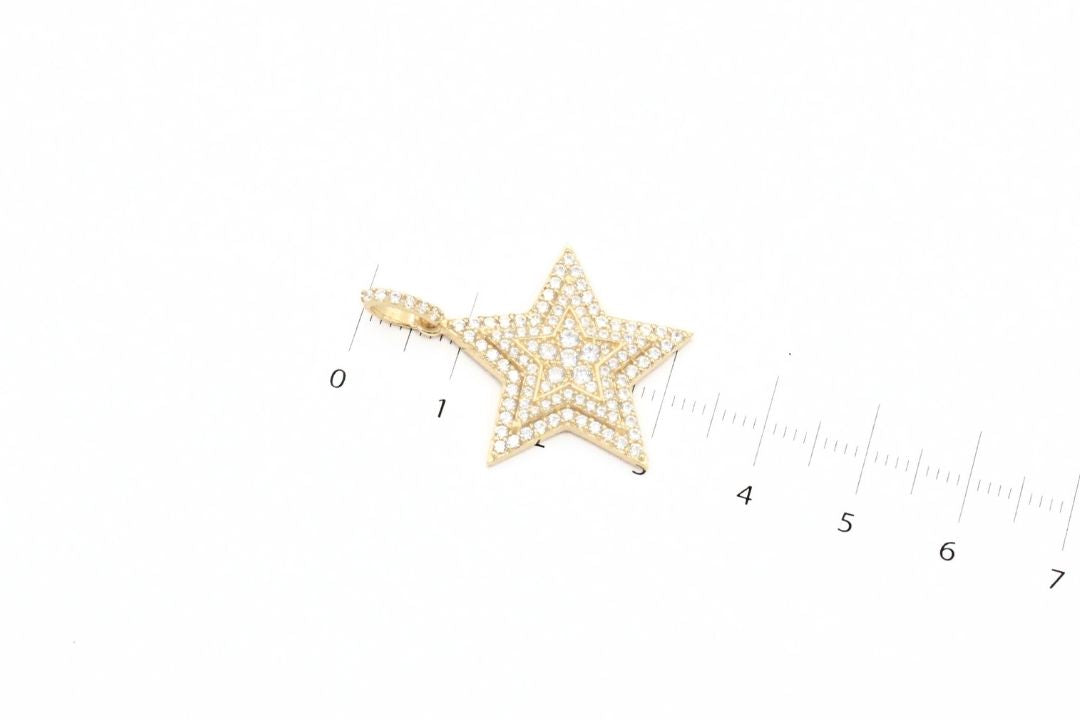 Dije de Estrella Incrustada de Zirconias en Corte Fino mod. 6071