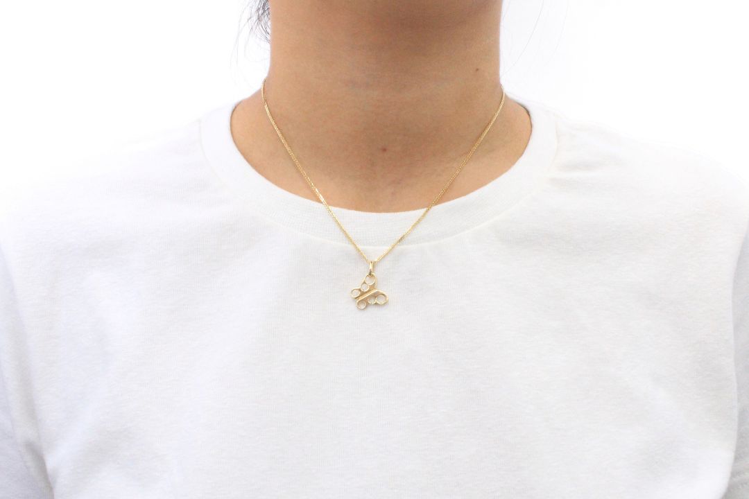 Dije de Mariposa con Círculos Calados mod. 6212