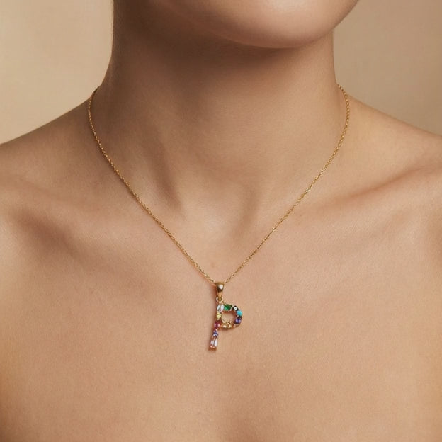 Dije de Oro 14k Modelo de Inicial P Incrustada con Zirconias de Colores mod. 10580