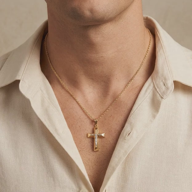 Dije de Oro 14k Crucifijo de Esquinas Facetadas mod. 10906