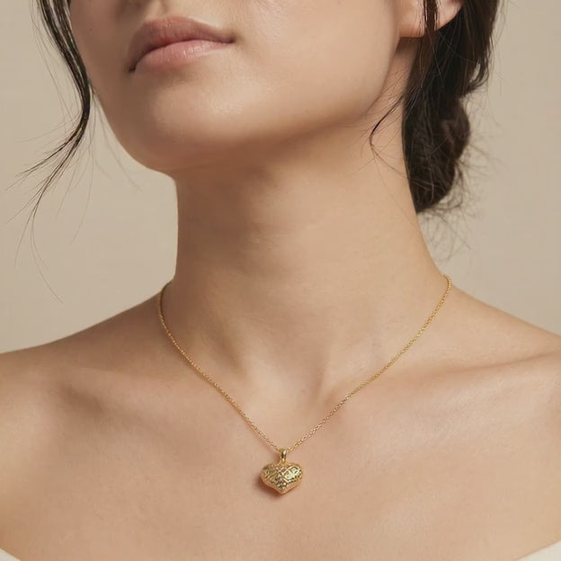 Dije de Oro 14k Corazón Inflado Estilo Ancho e Inflado Hueco con Diamantado Brillante mod. 10806